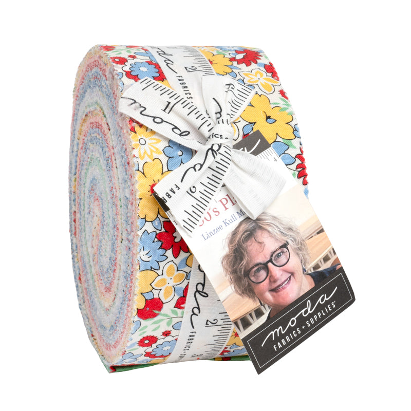 30’s Playtime 2025 Jelly Roll with 40 vintage-inspired floral strips tied with Moda ribbon.