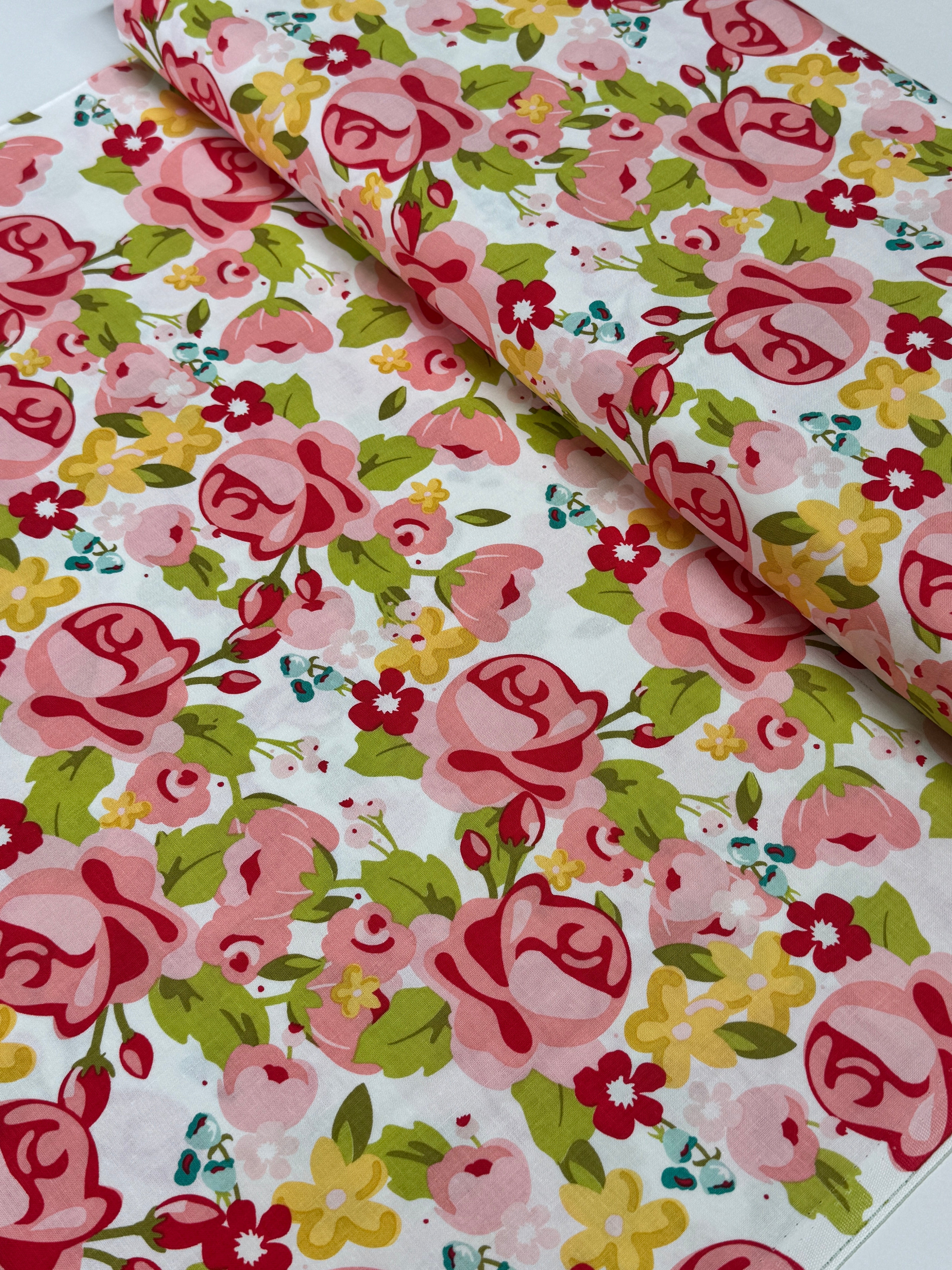 Hello Gorgeous Gorgeous Main Cream floral cotton fabric by My Mind's Eye for Riley Blake Designs featuring pink roses on a cream background.