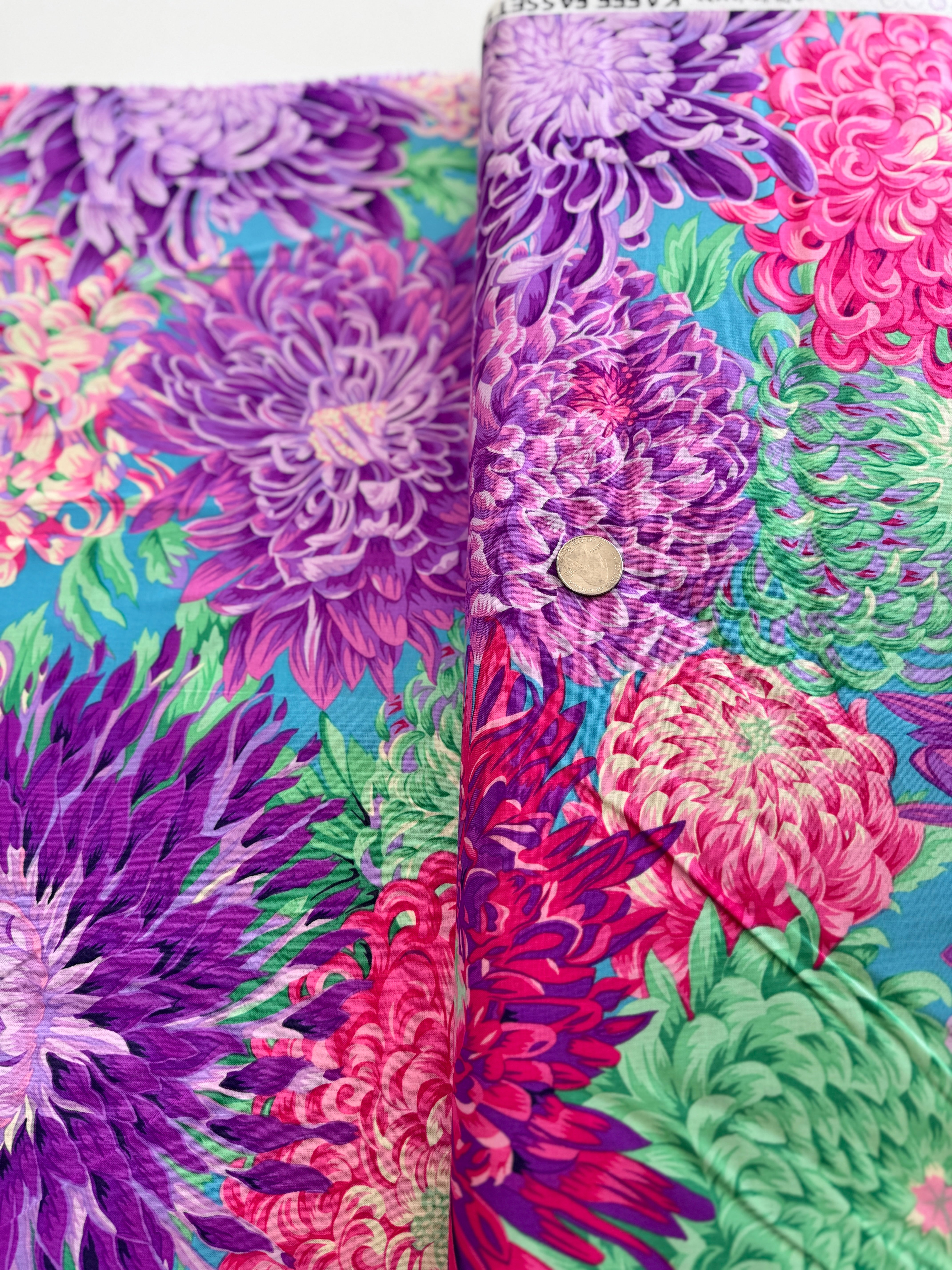 Kaffe Fassett Collective Classics - Japanese Chrysanthemum Magenta Yardage
