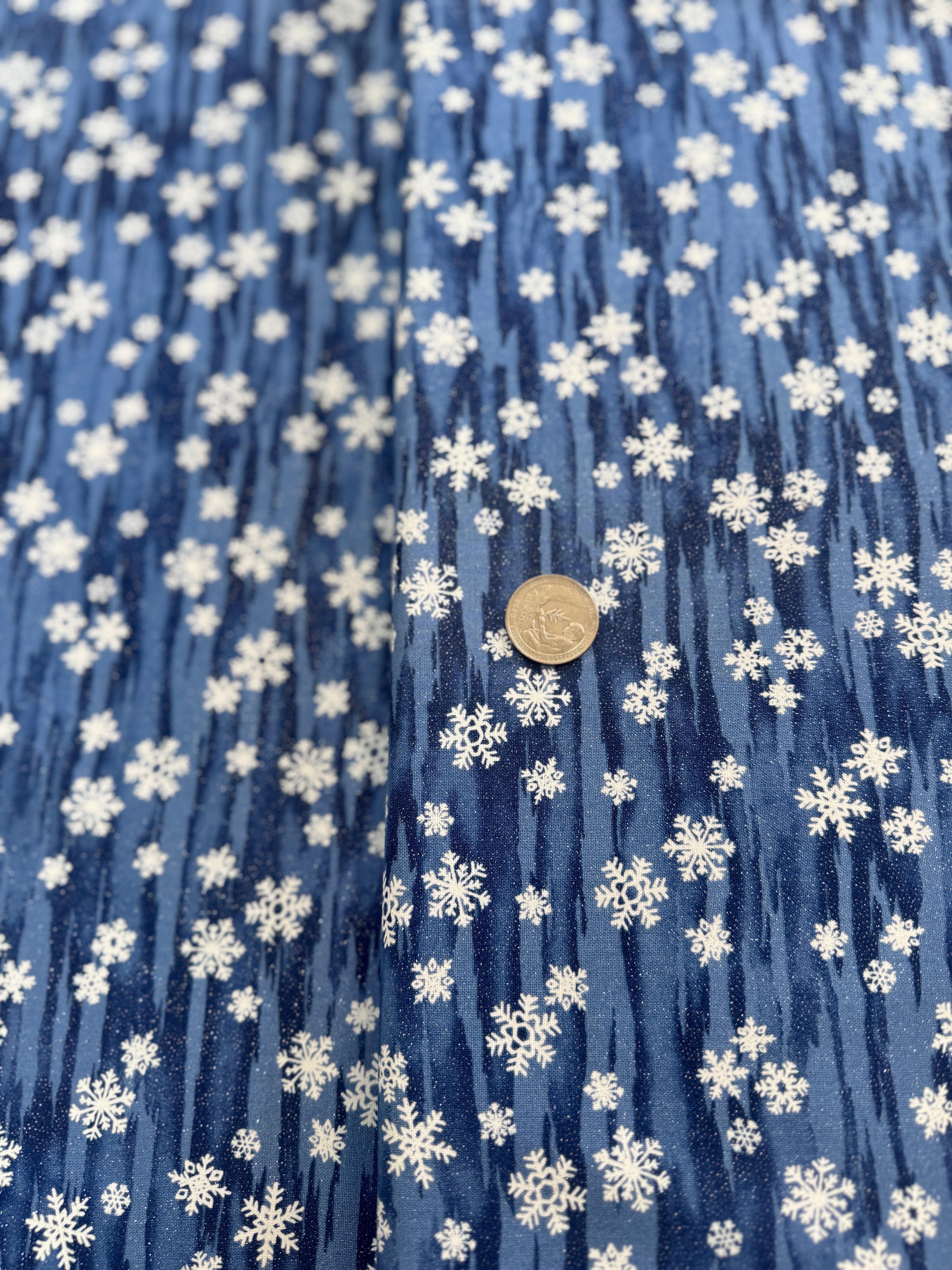 Forest Frost Glitter Favorites - Metallic Snowflakes Blue - Remnant