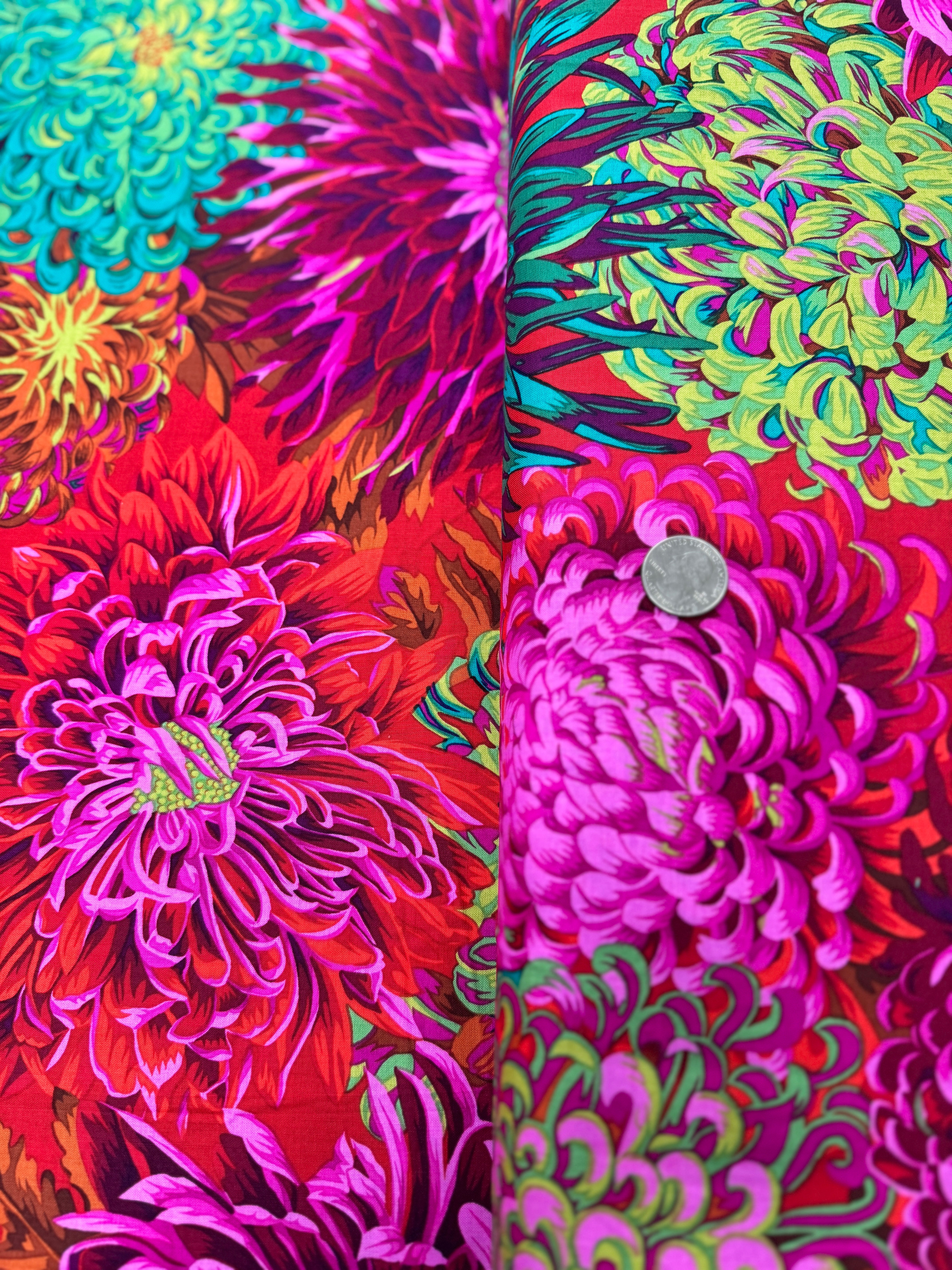 Kaffe Fassett Collective Classics - Japanese Chrysanthemum Scarlett Yardage