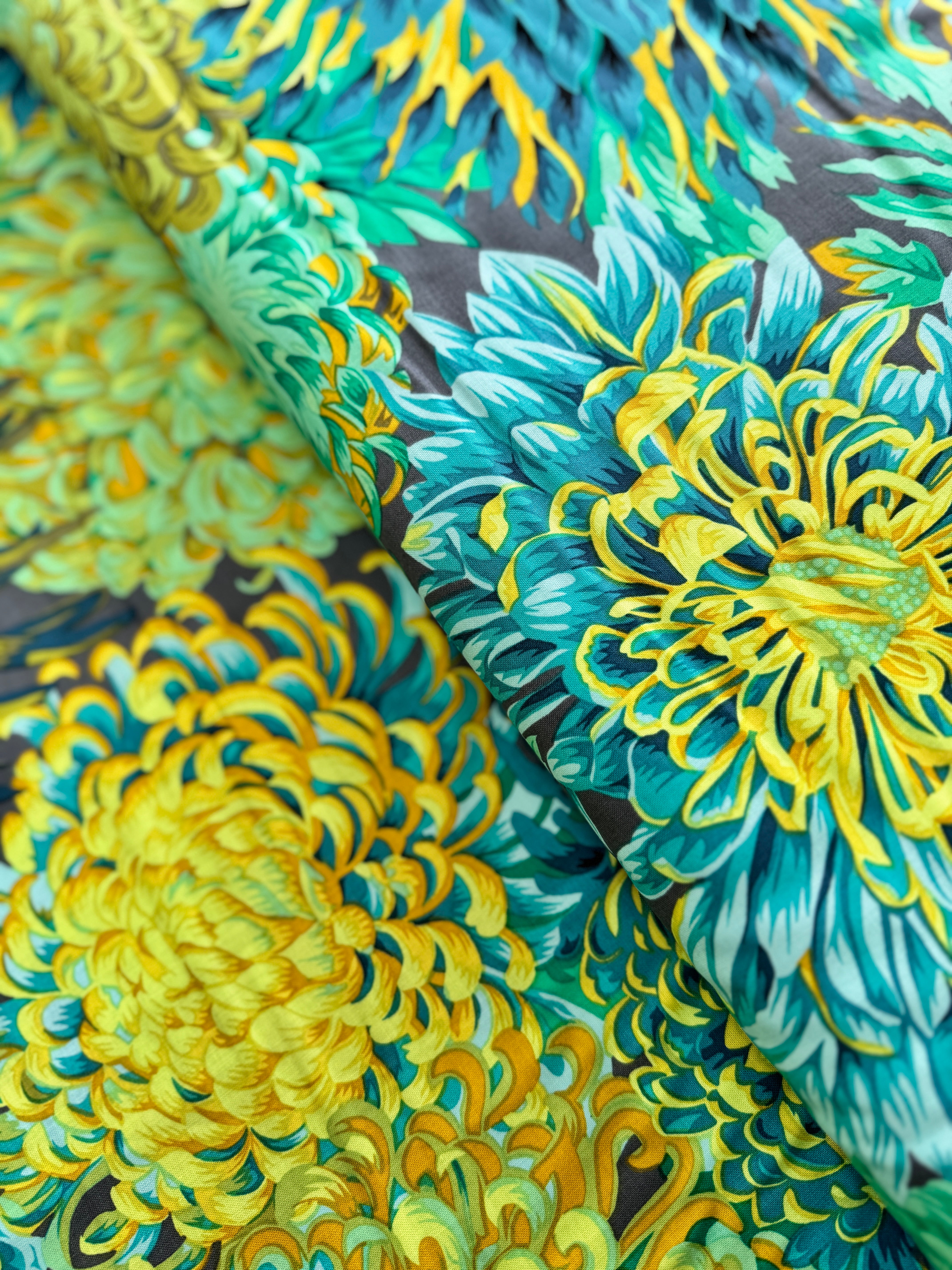 Kaffe Fassett Collective Classics - Japanese Chrysanthemum Forest Yardage