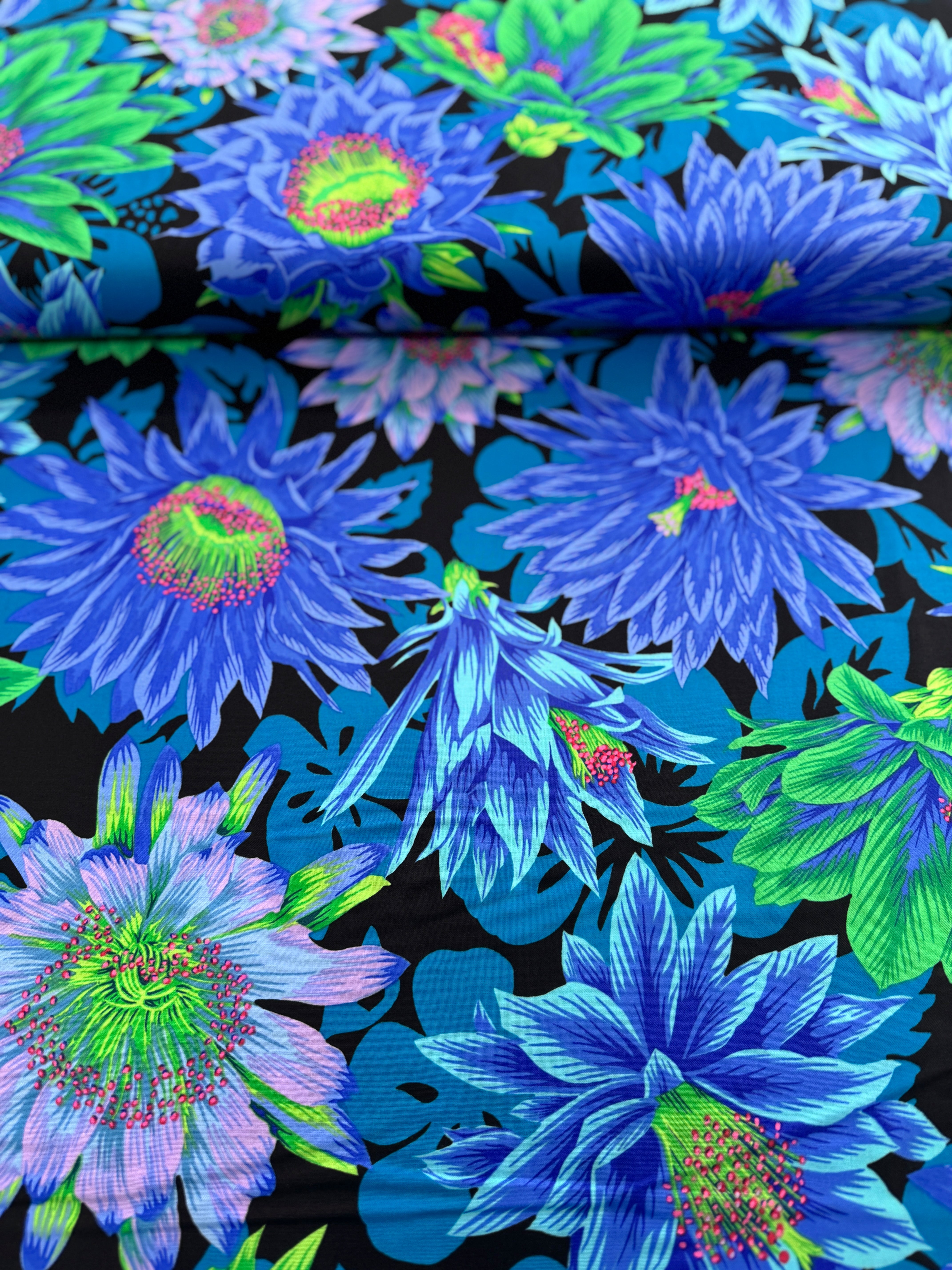 Kaffe Fassett Collective Classics - Cactus Flower Cool Yardage