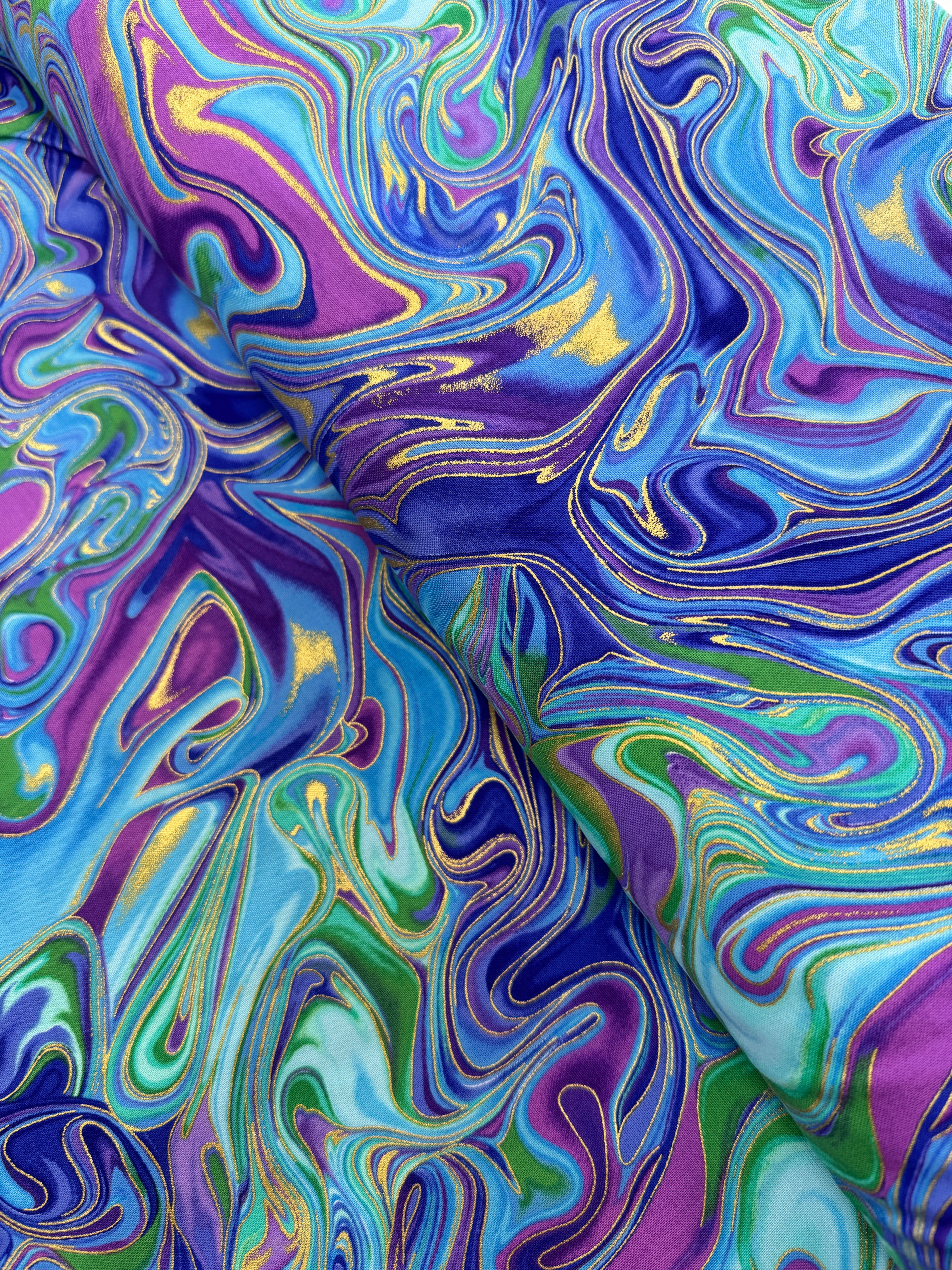 Luminous - Swirly Pattern Metallic Yardage