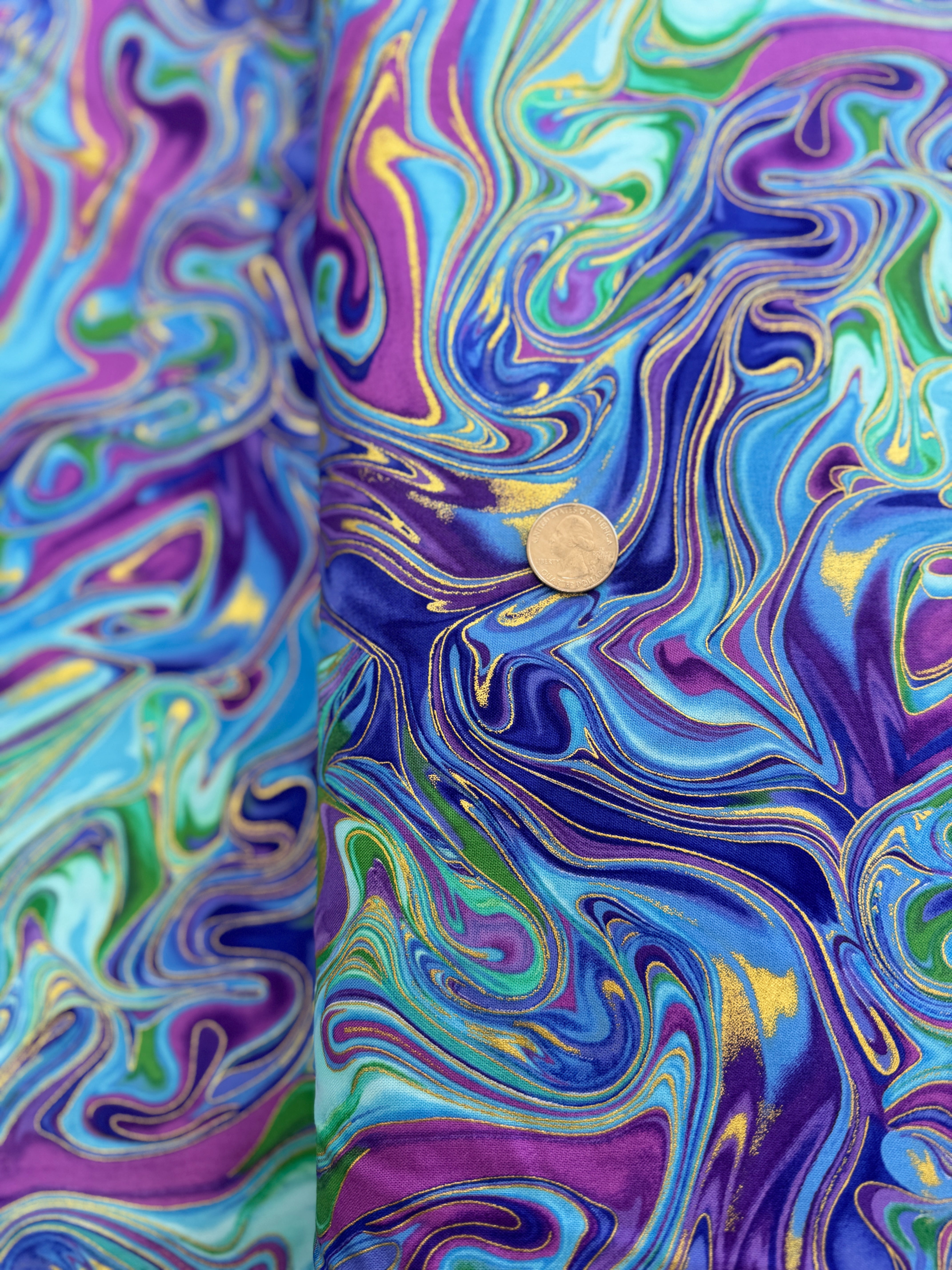 Luminous - Swirly Pattern Metallic Yardage