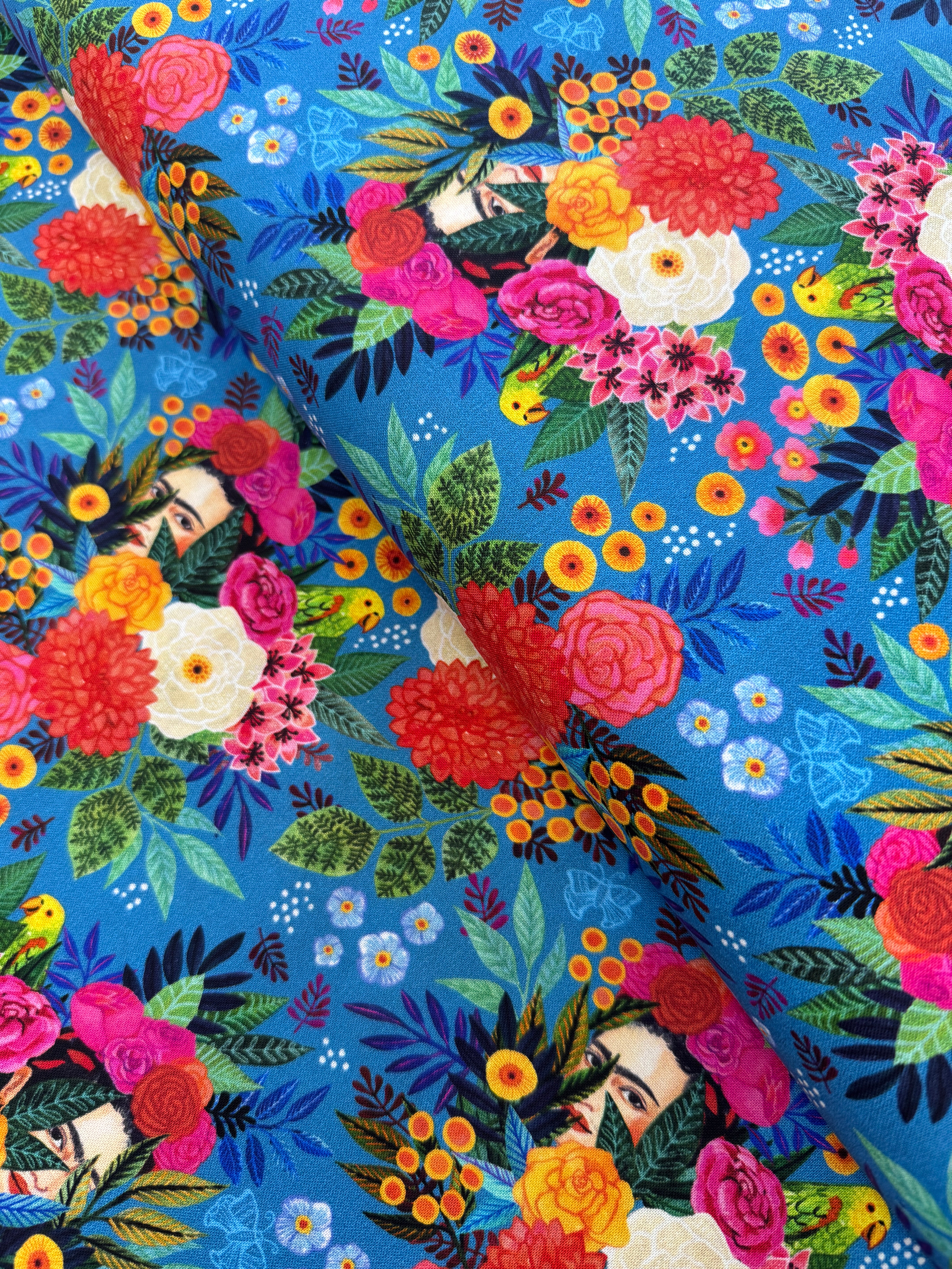 Hola Frida - Cobalt - Remnant