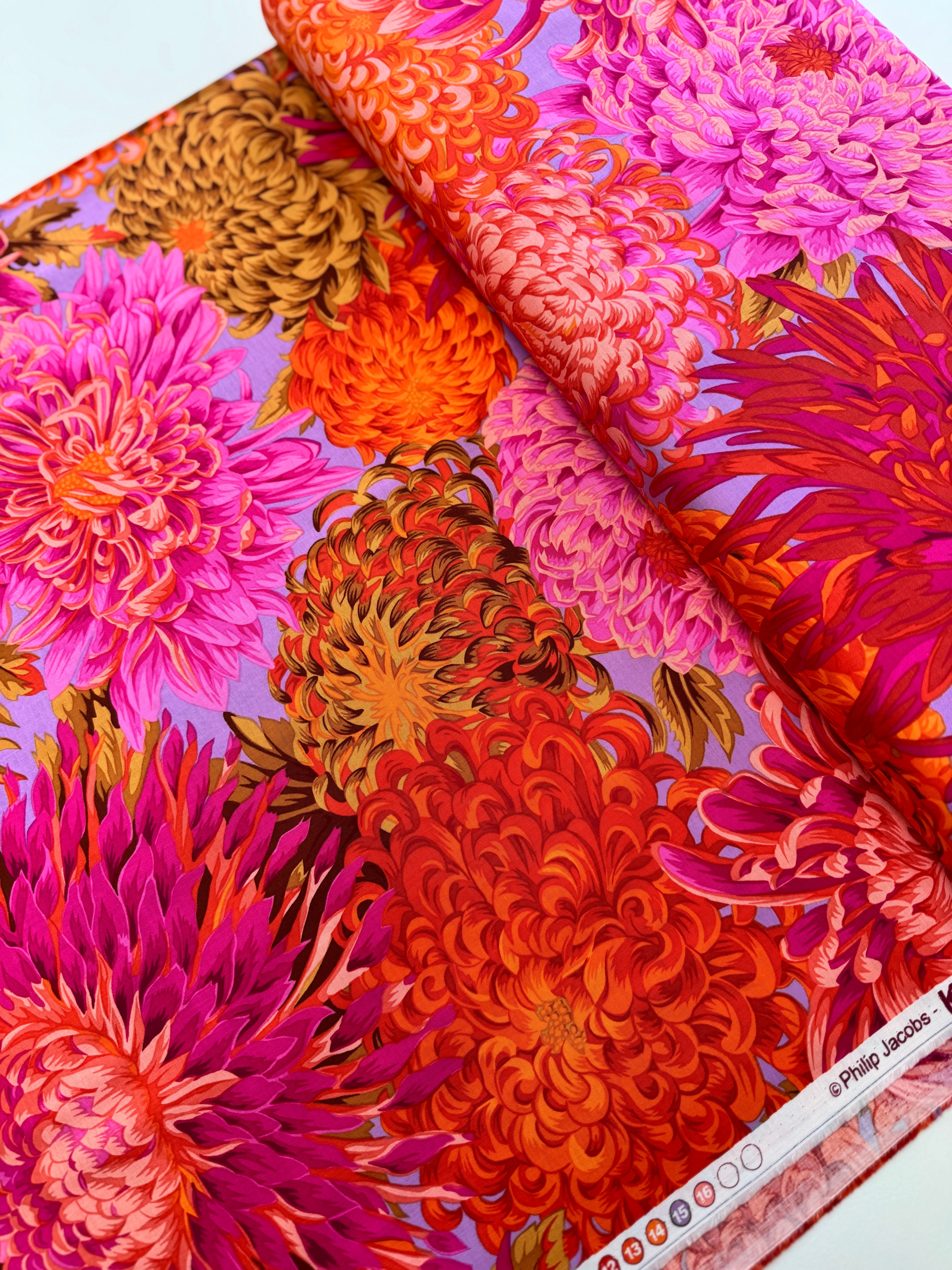 Kaffe Fassett Collective Classics - Japanese Chrysanthemum Pink Yardage