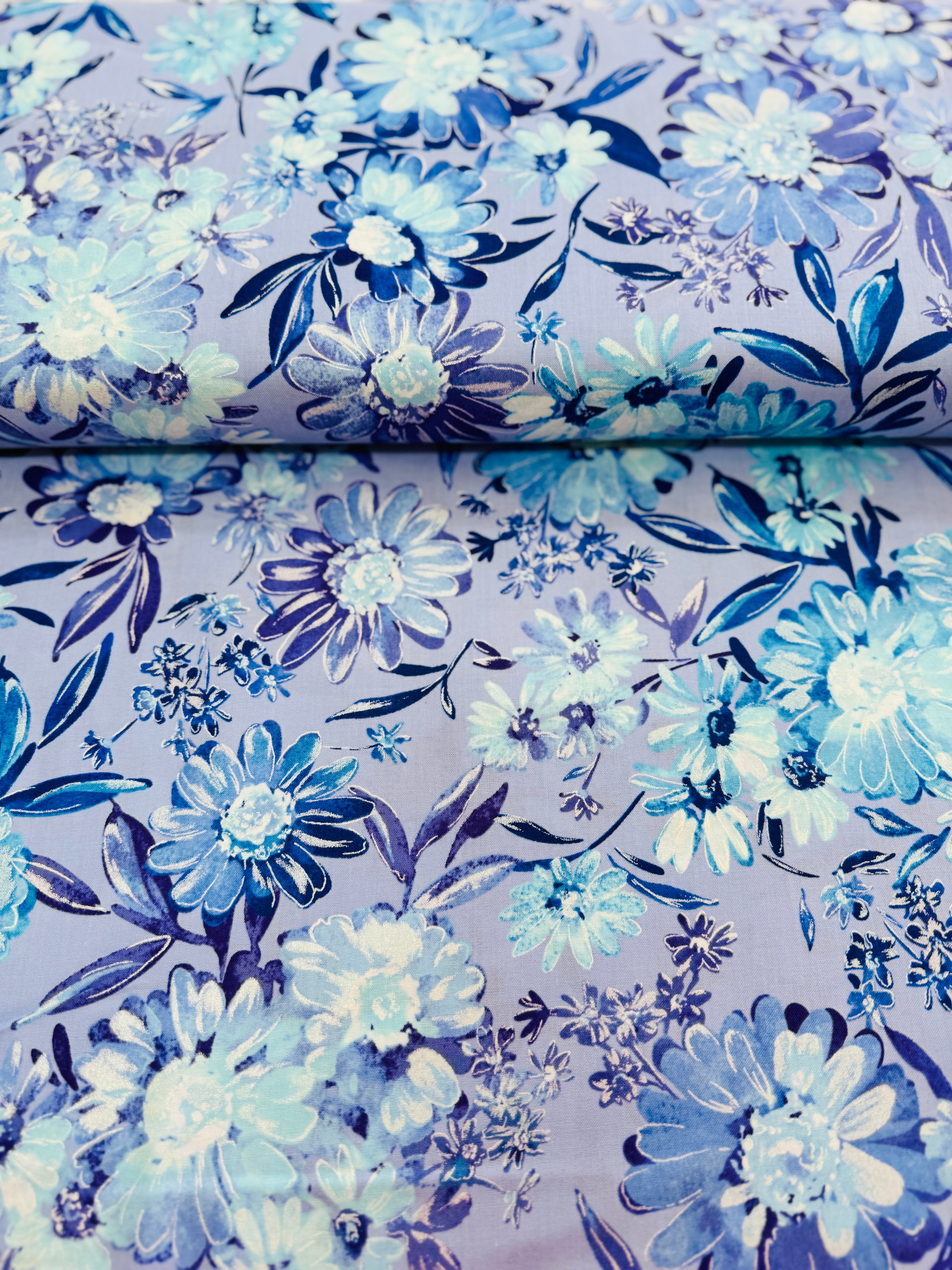 Shimmering Twilight - Twilight Bouquet Lilac Pearlescent Yardage