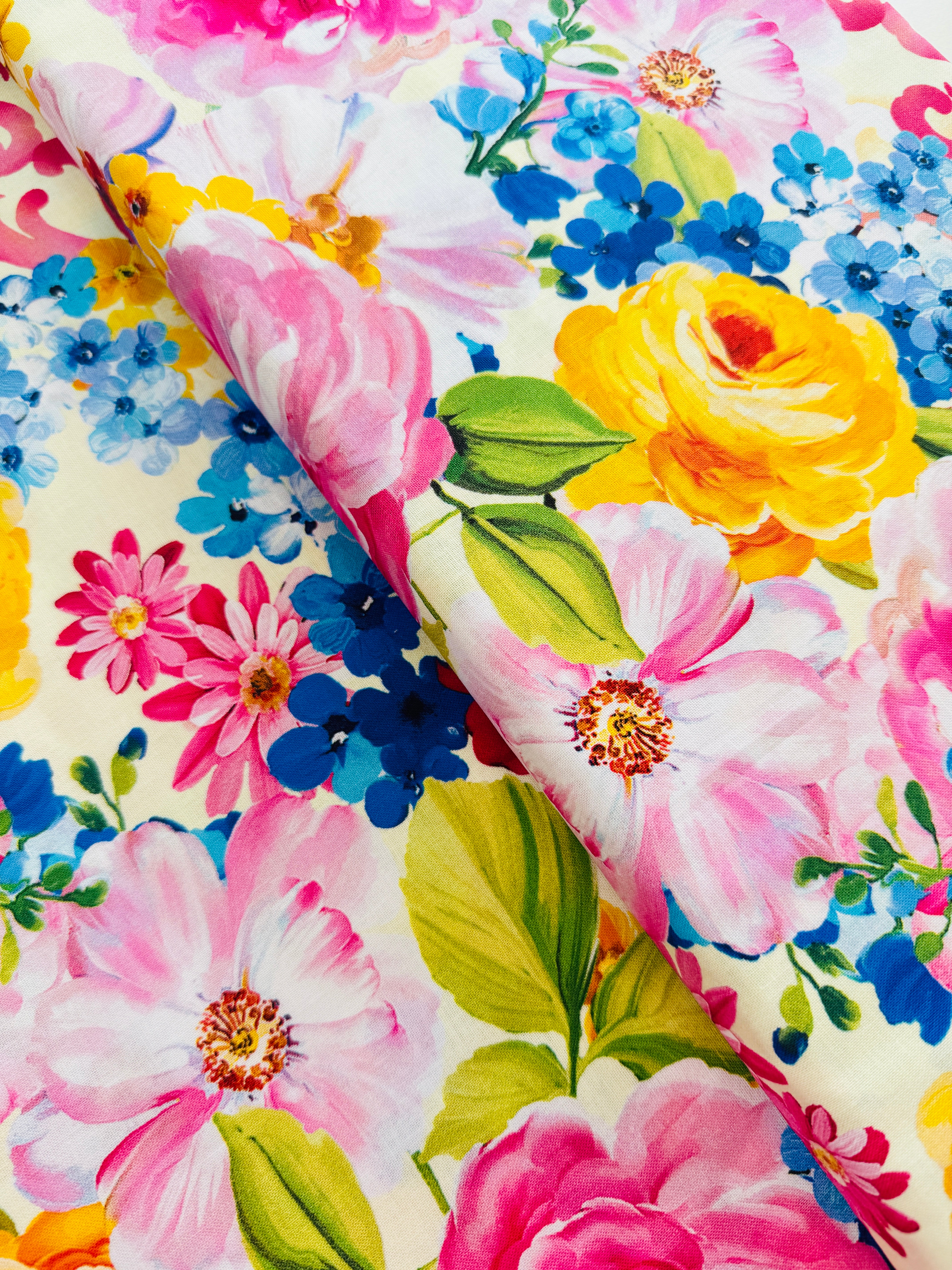 Paradise Dreams - Fantasy Bloom Spring Yardage