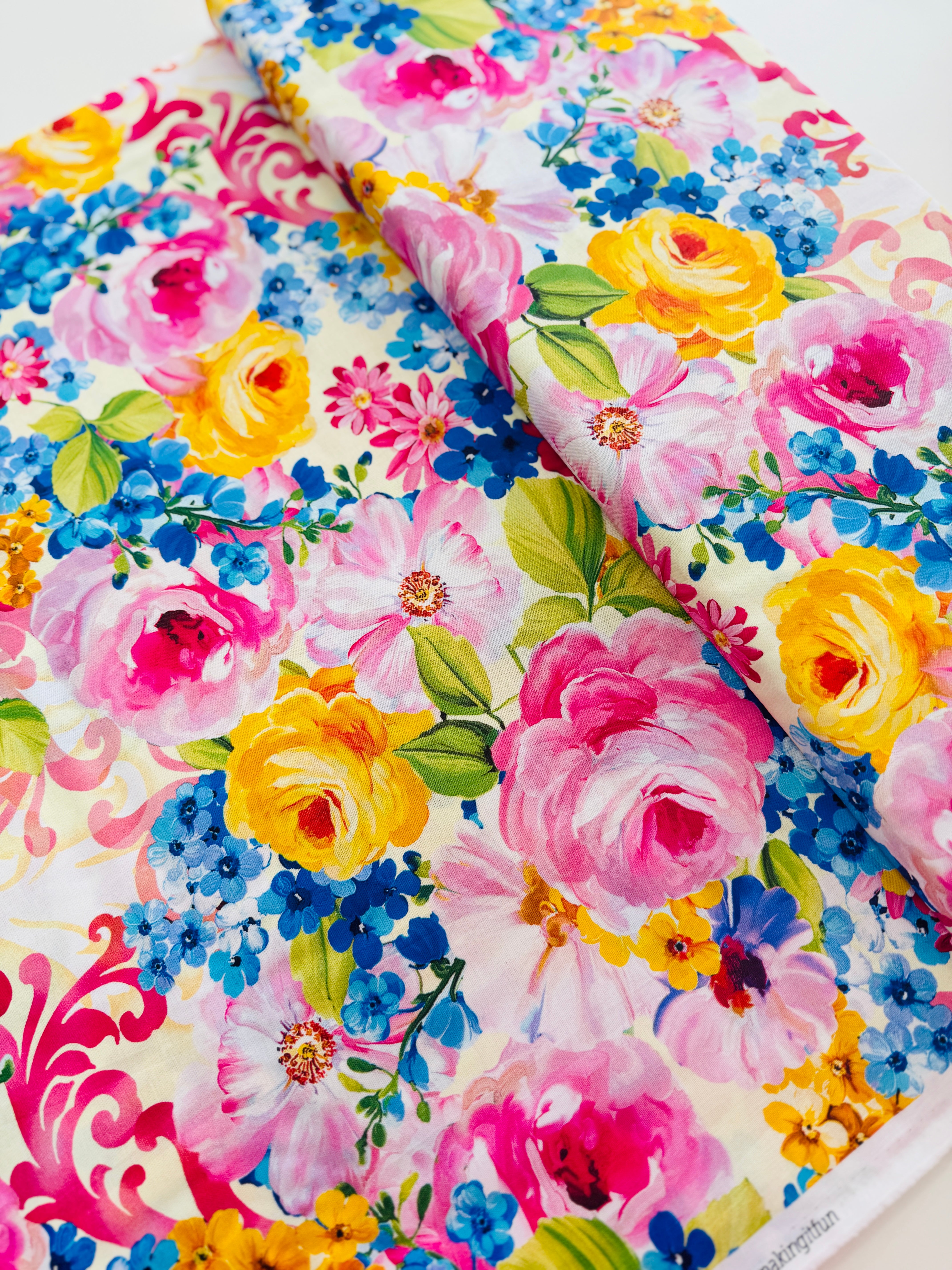 Paradise Dreams - Fantasy Bloom Spring Yardage