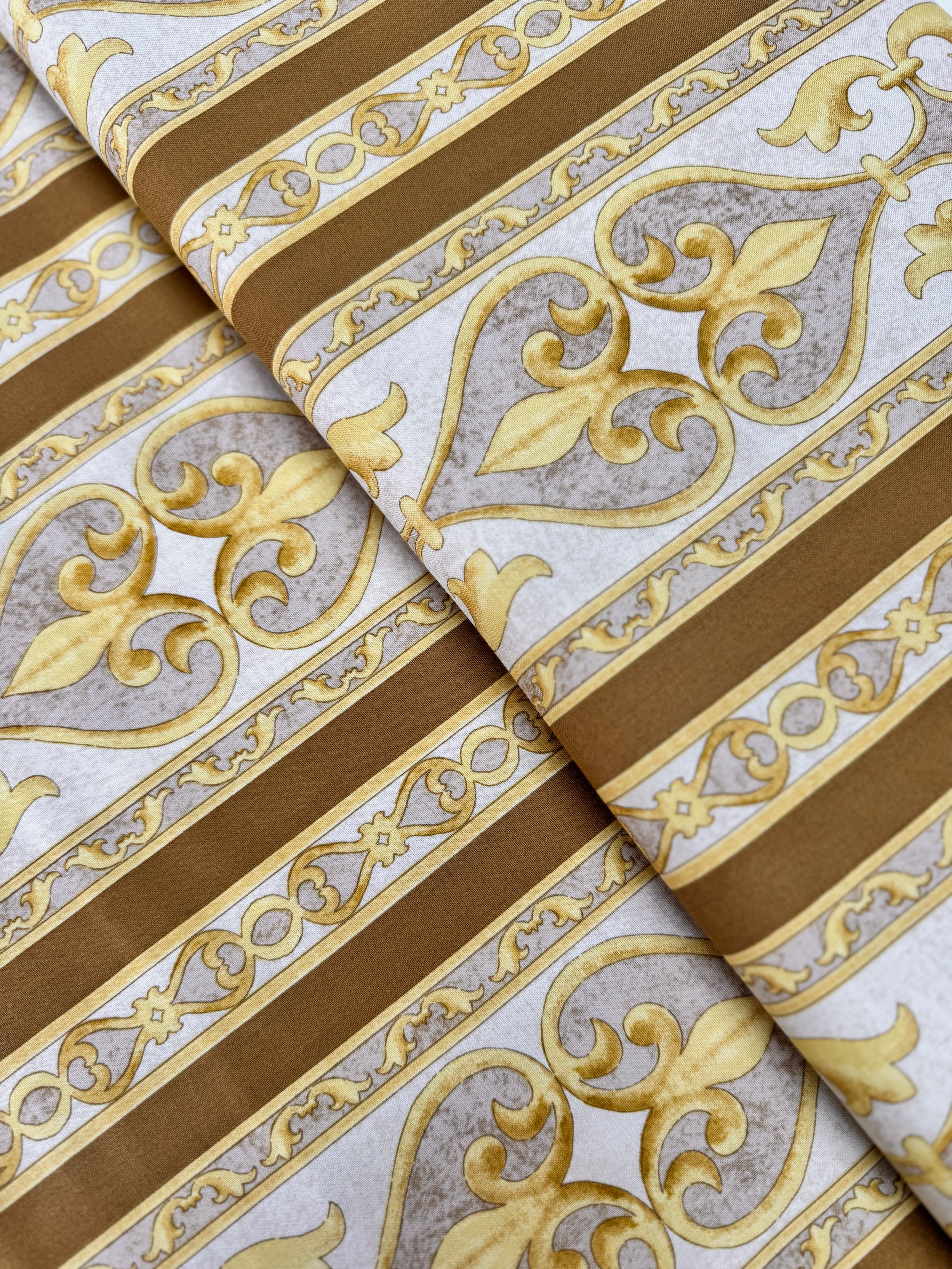 Impressions - Border Gold Yardage