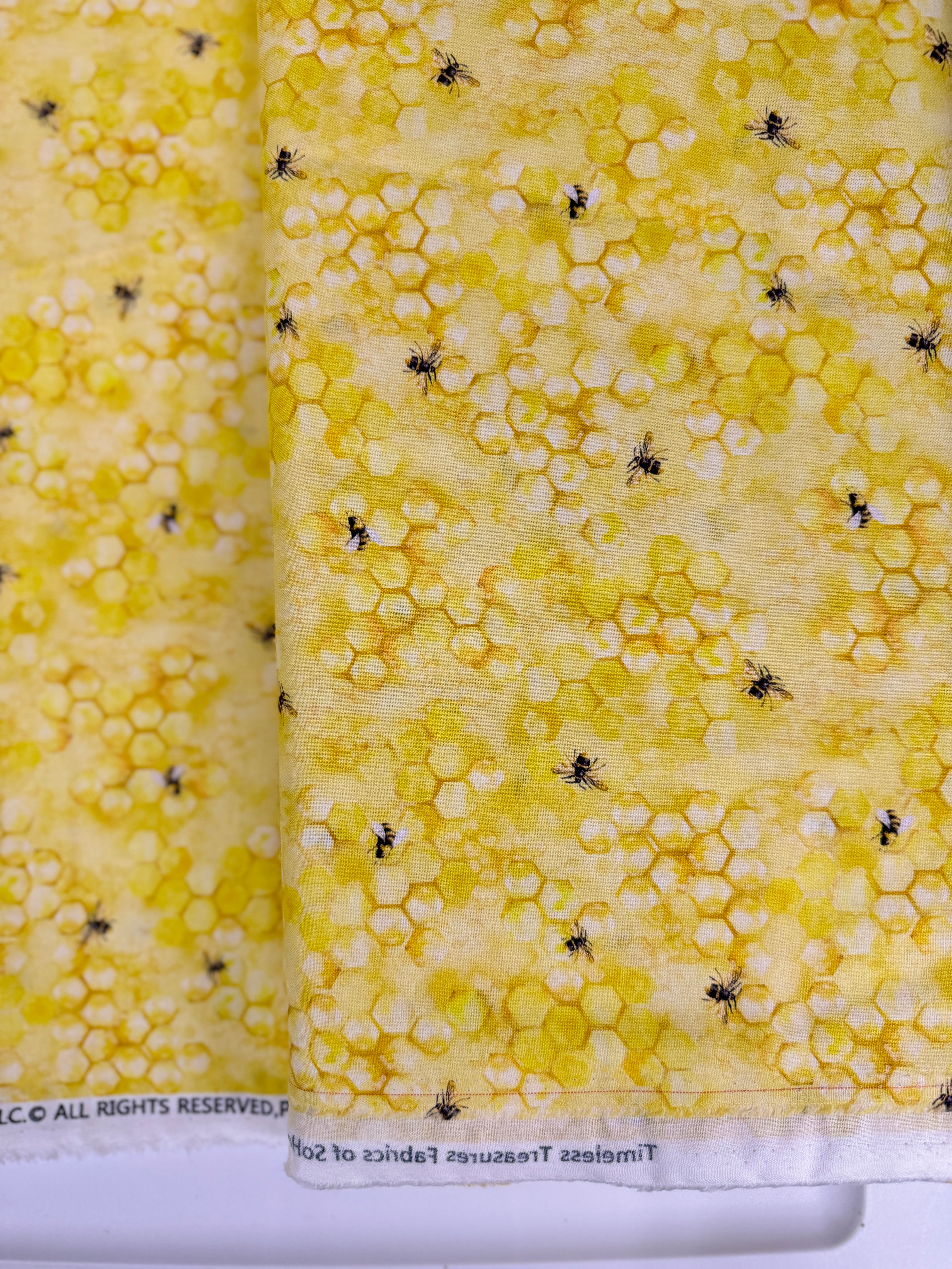 Honey Bee Farm - Flying Bees On Honey Combs Yardage