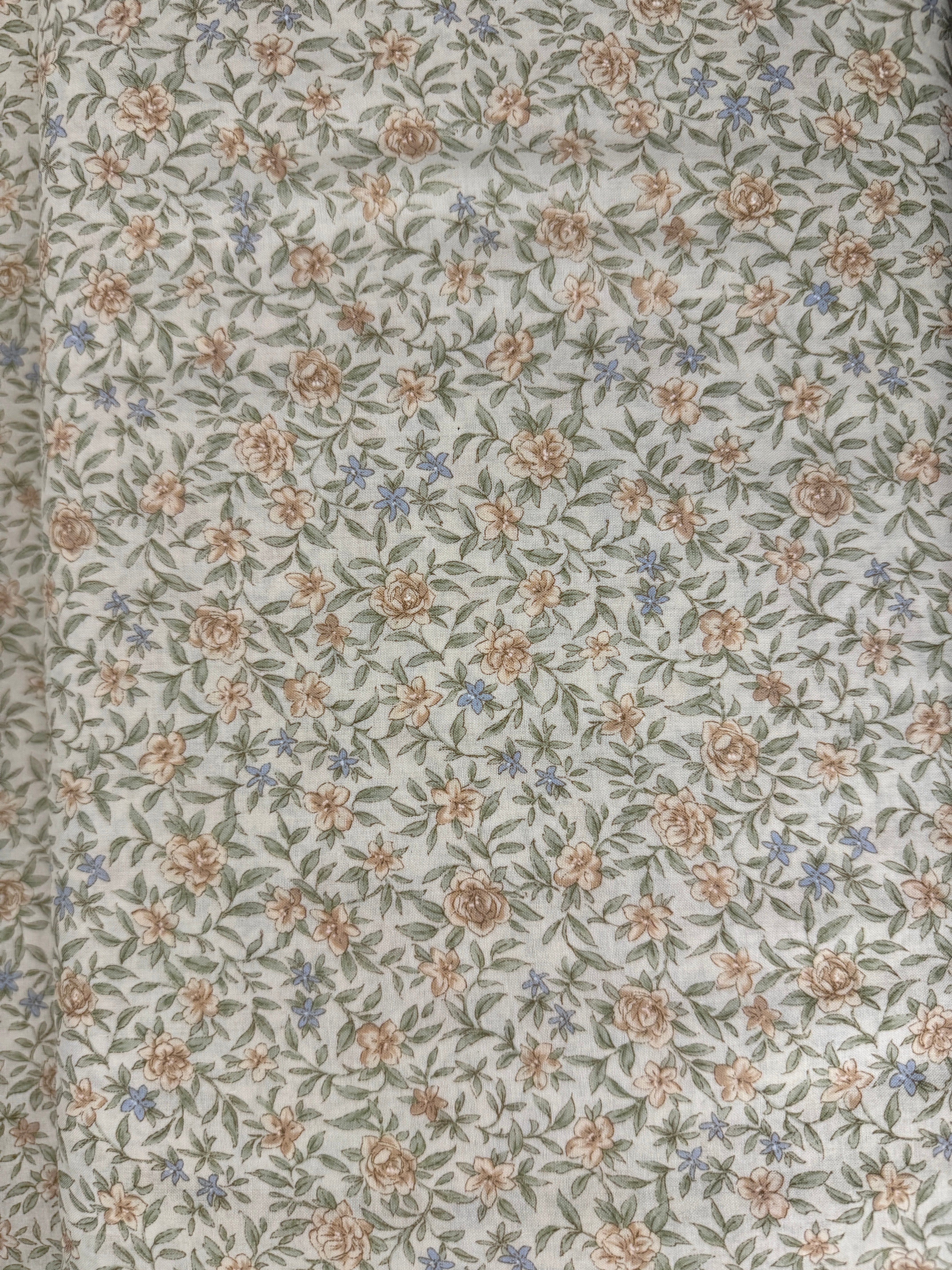 Sevenberry Petite Nostalgia Lawn - Cream - Remnant