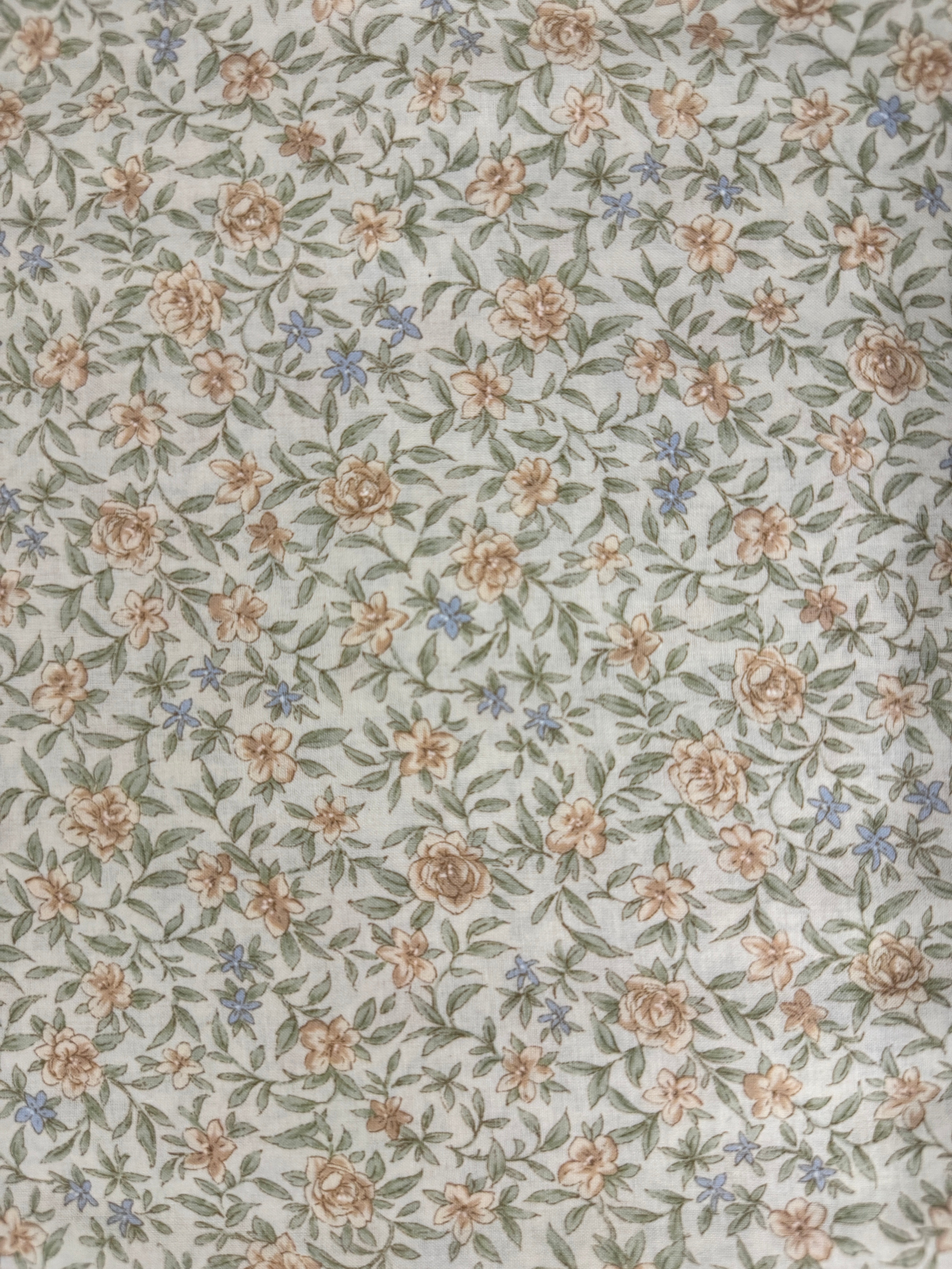 Sevenberry Petite Nostalgia Lawn - Cream - Remnant