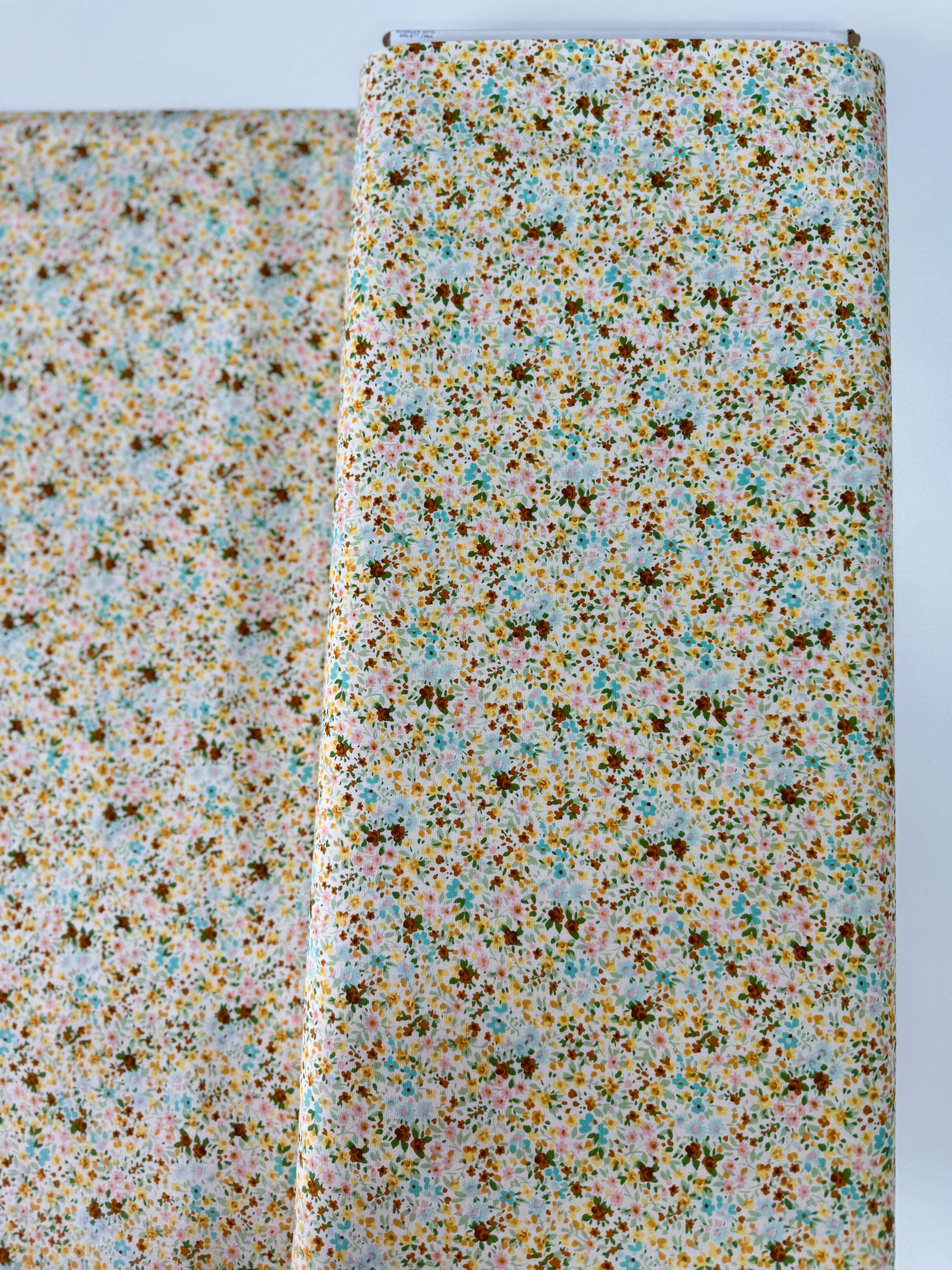 Sevenberry Petite Garden Fresh Florals Summer 100% cotton fabric by Robert Kaufman – delicate summer floral quilting cotton