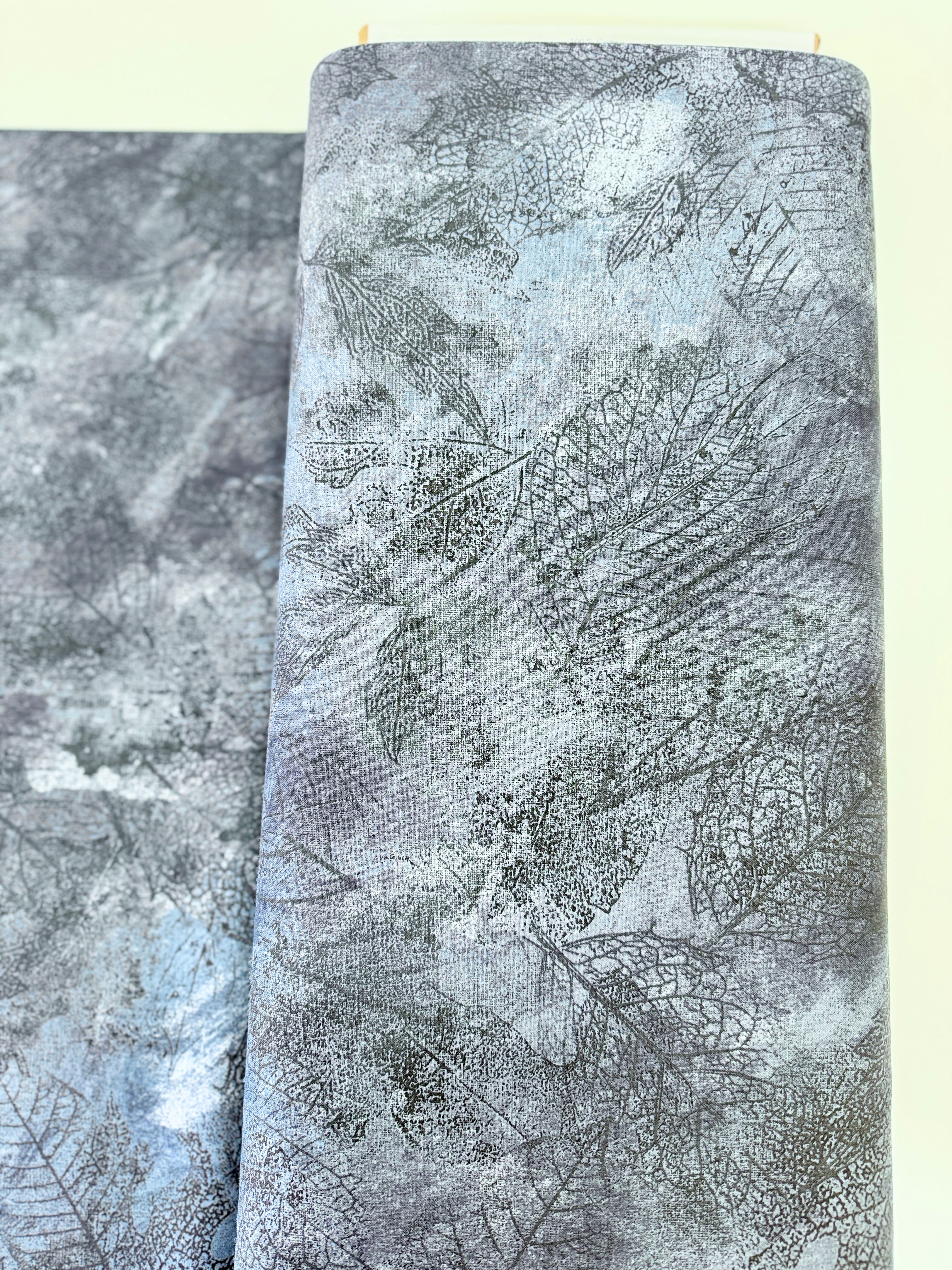 Jinny Beyer Palette - Ash Yardage