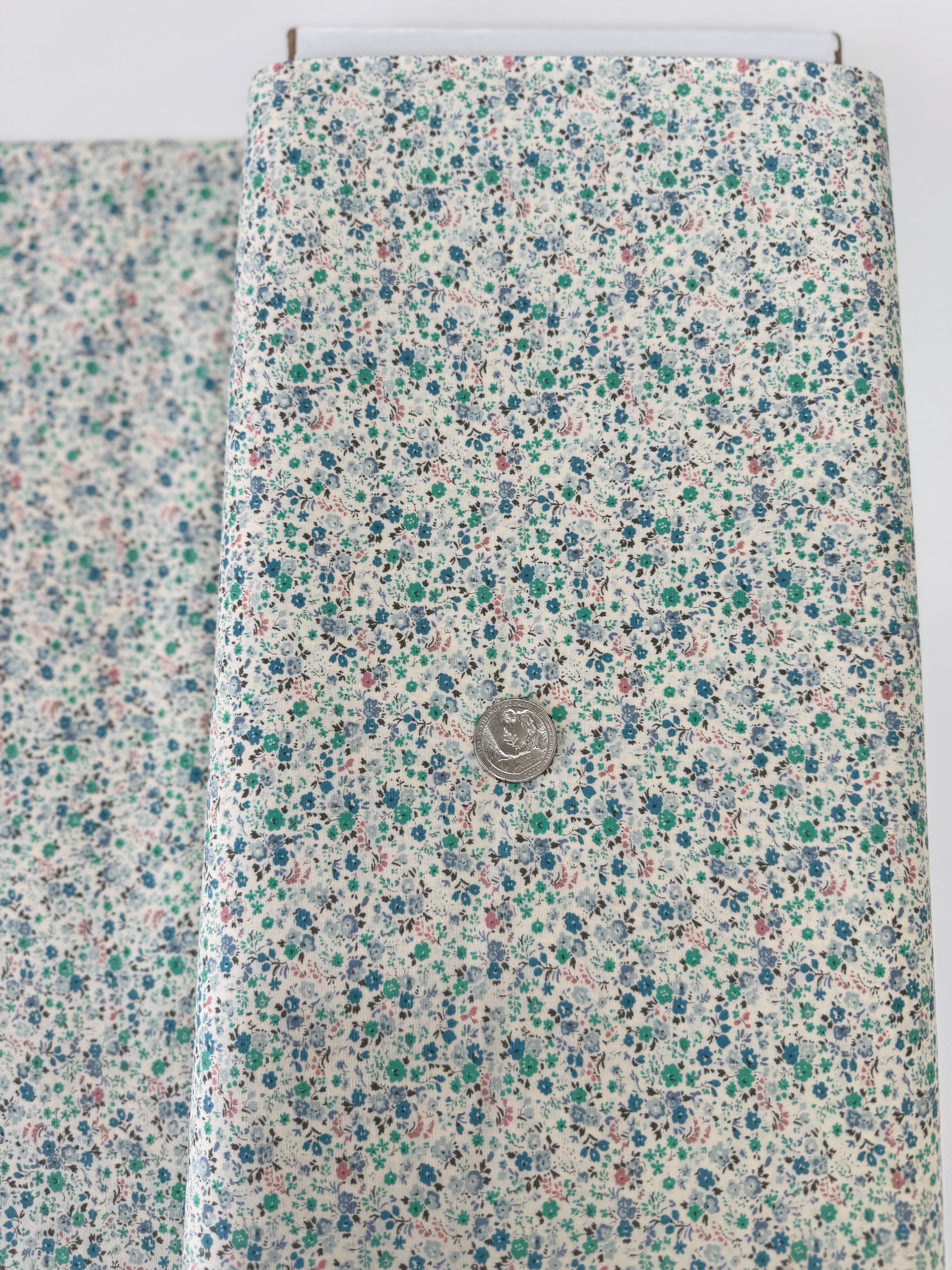 Sevenberry Petite Garden Soft Floral Aqua quilting cotton - small aqua & pink floral print, 43/44″ wide