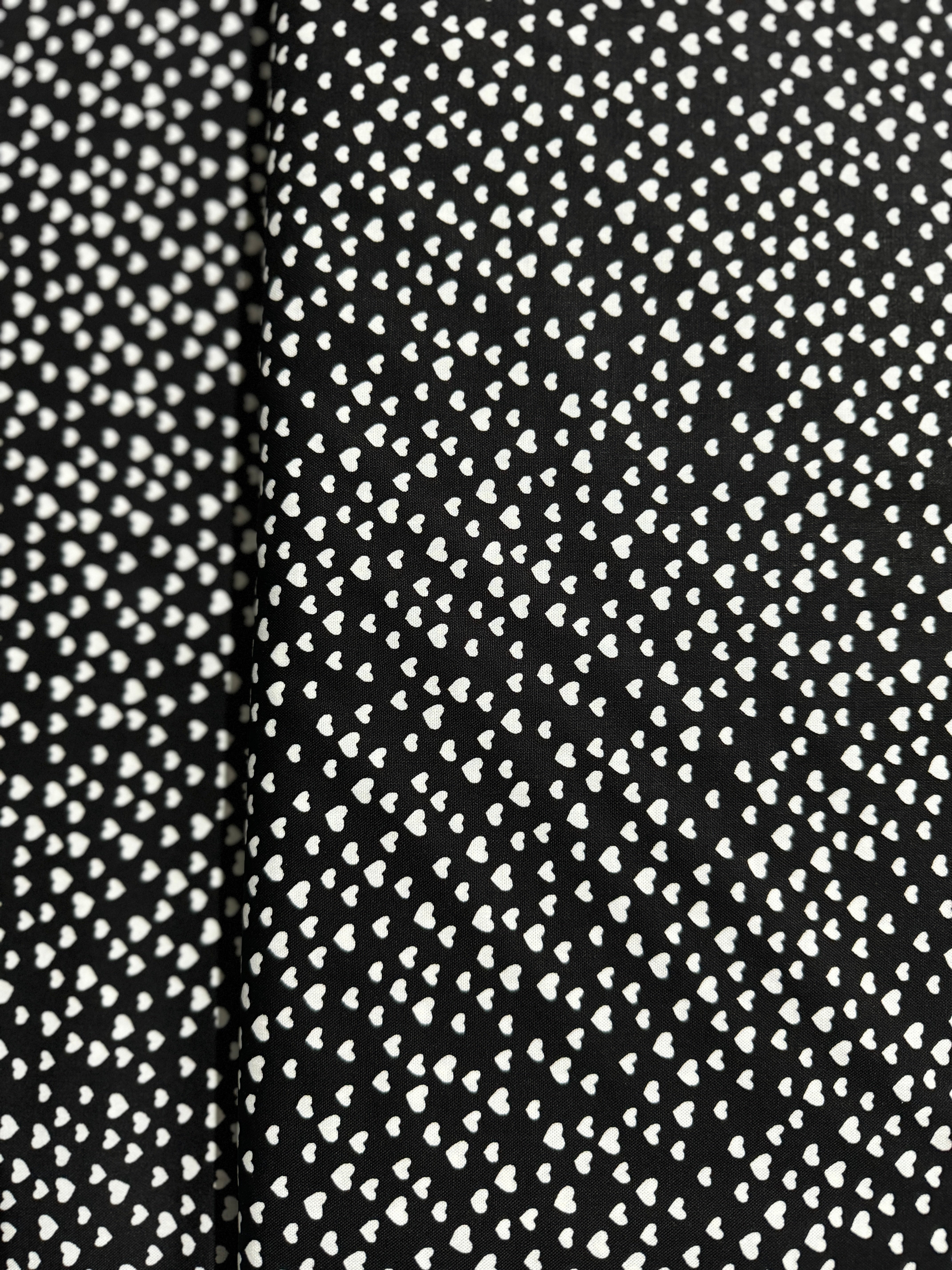 What's the Buzz? - Cute Little Hearts on Black Yardage