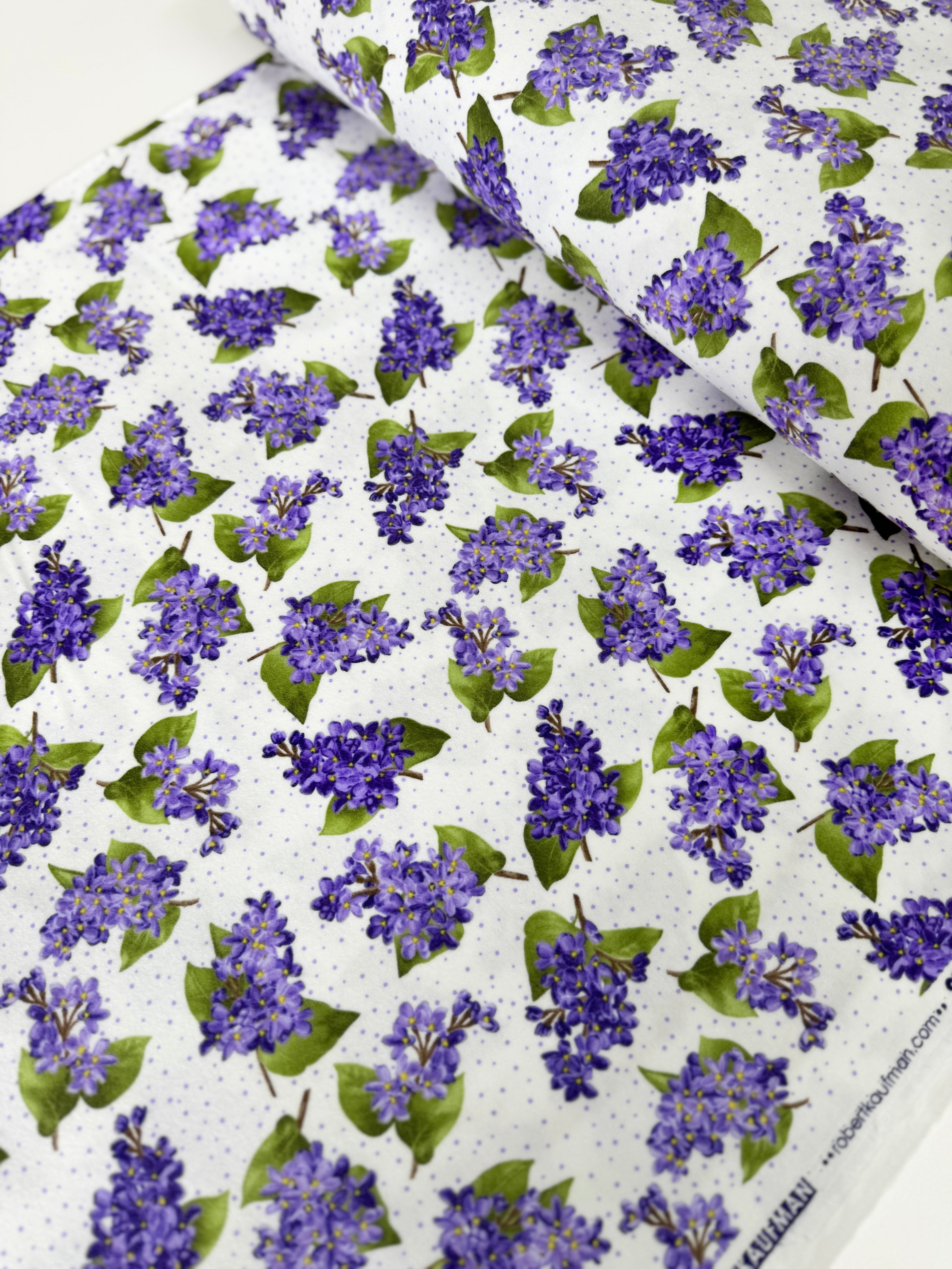 Flowerhouse - Elizabeth Lilacs Dots White Flannel Yardage