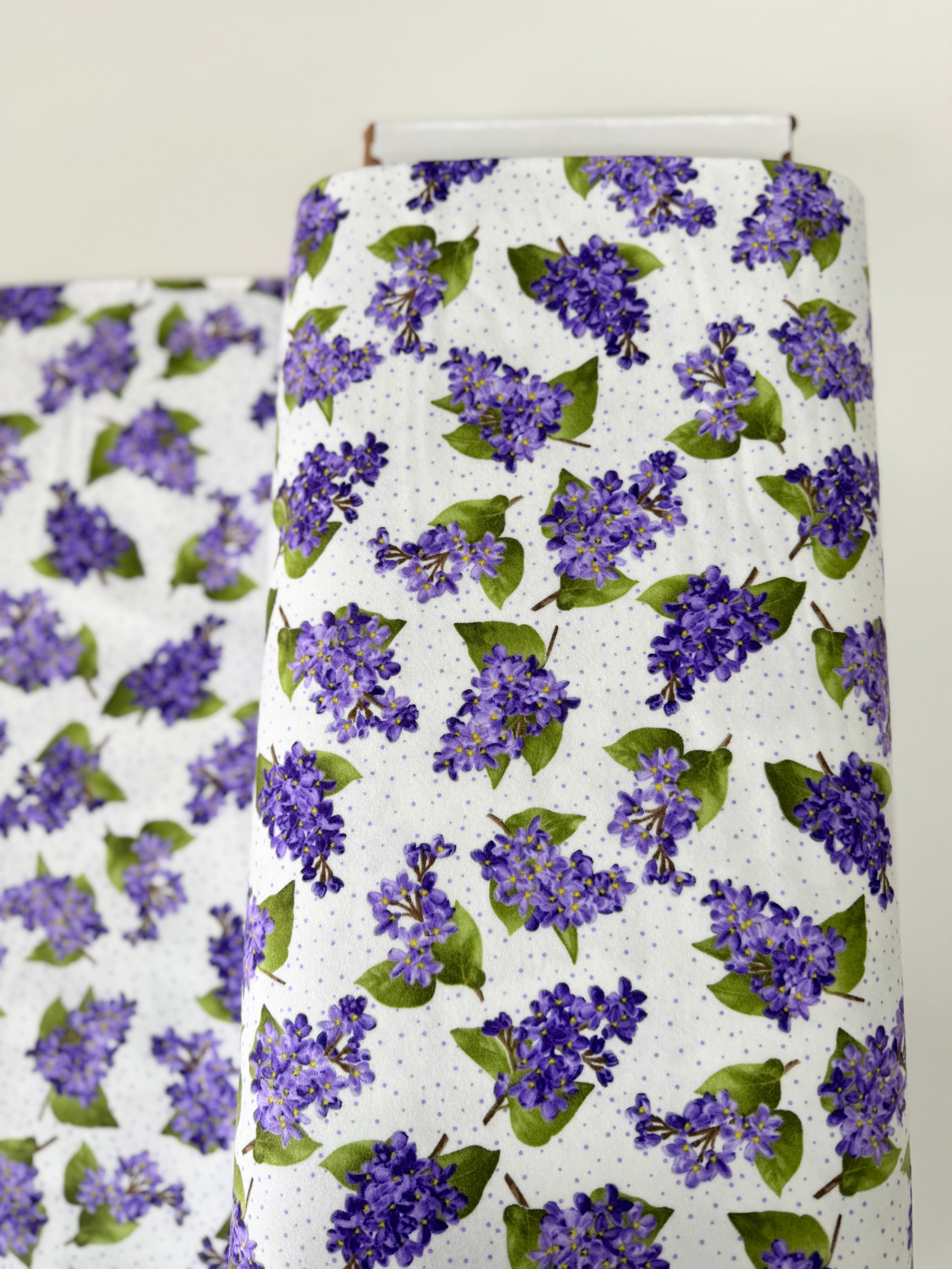 Flowerhouse - Elizabeth Lilacs Dots White Flannel Yardage