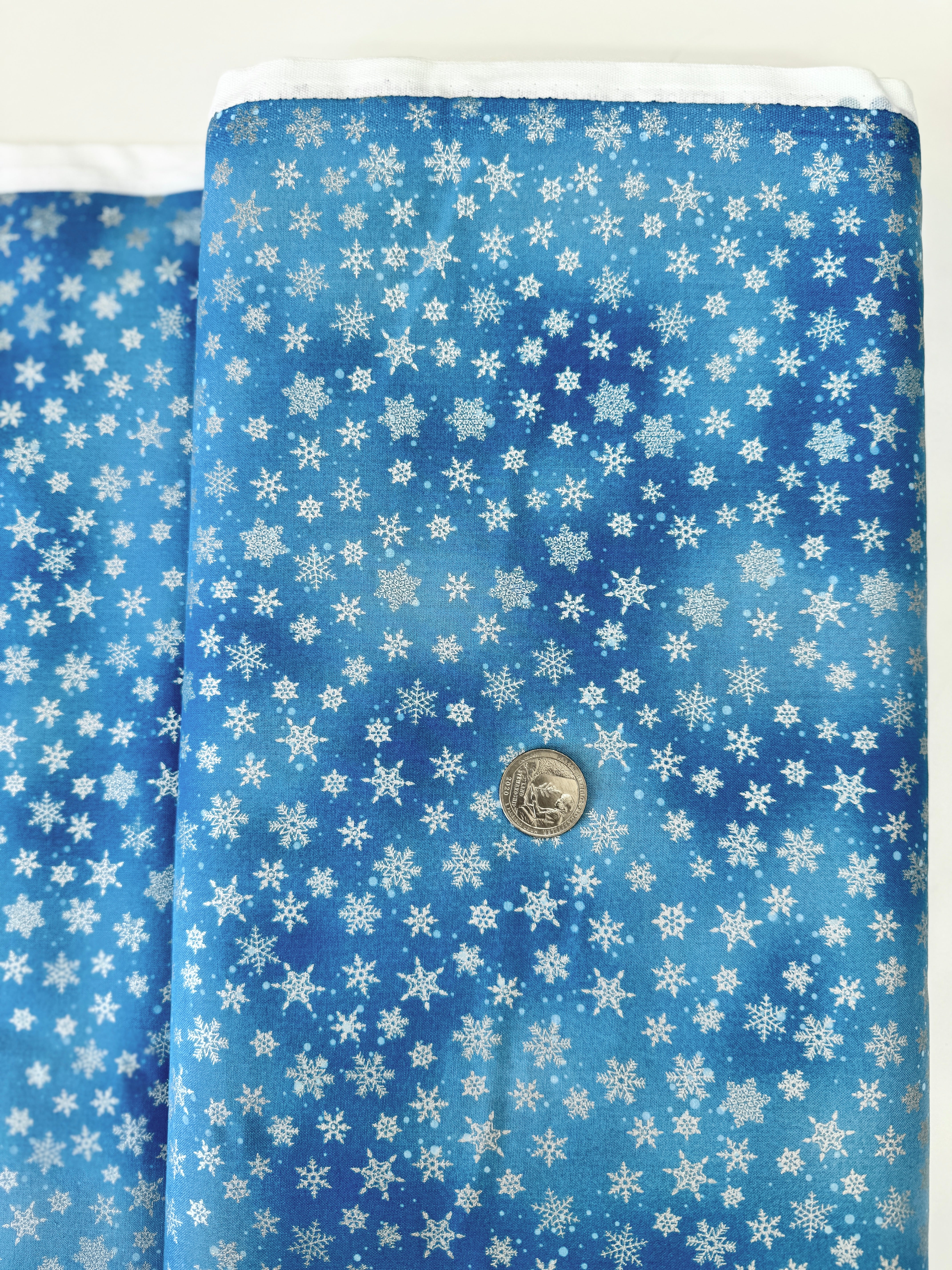 Whispering Woods - Small Snowflakes Blue/Silver Metallic Yardage