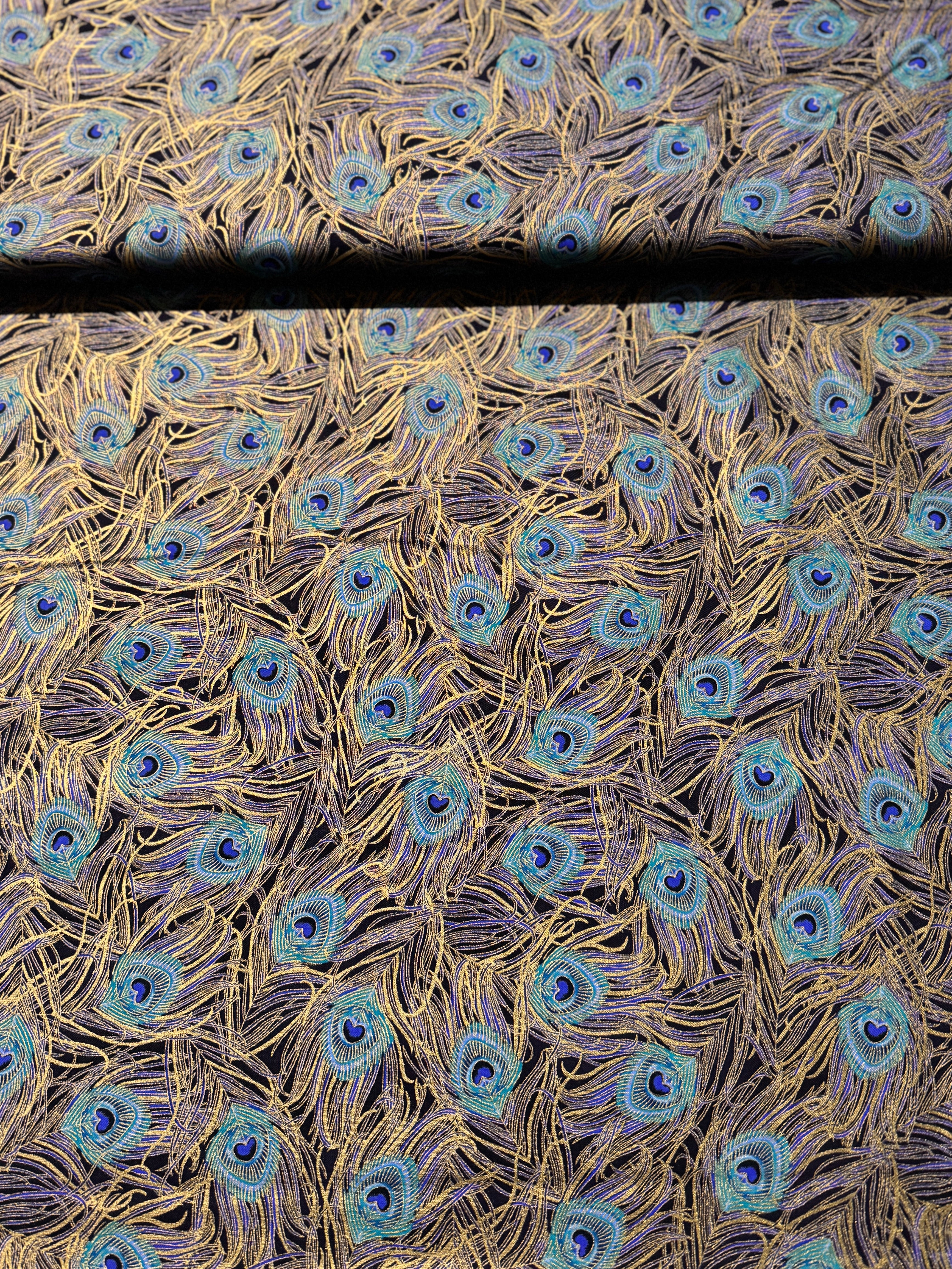 Peacock Garden - Peacock Feathers Navy - Remnant