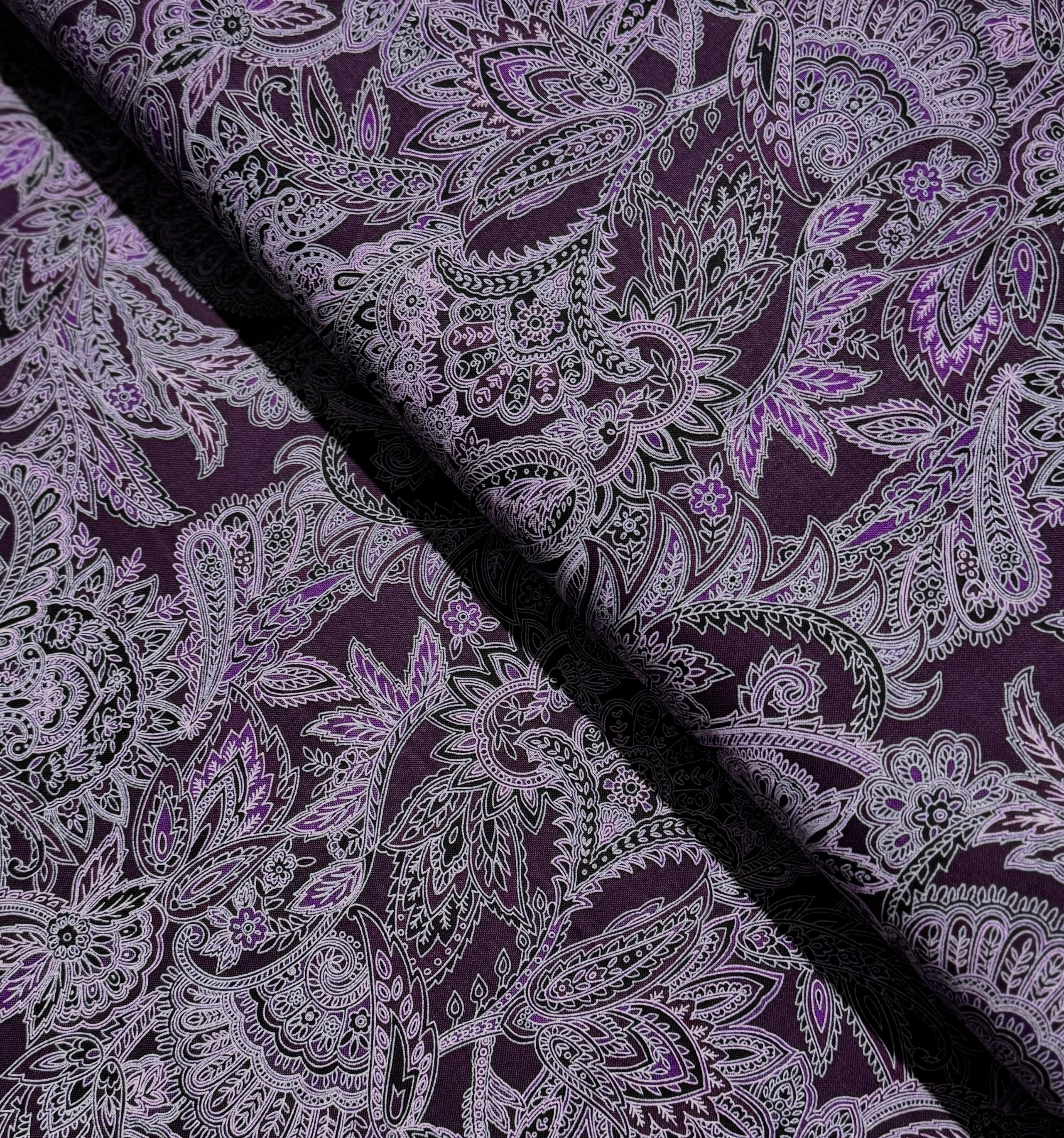 Maison Paisley Magenta Fabric by Jinny Beyer for RJR Fabrics – vibrant magenta paisley quilting cotton.
