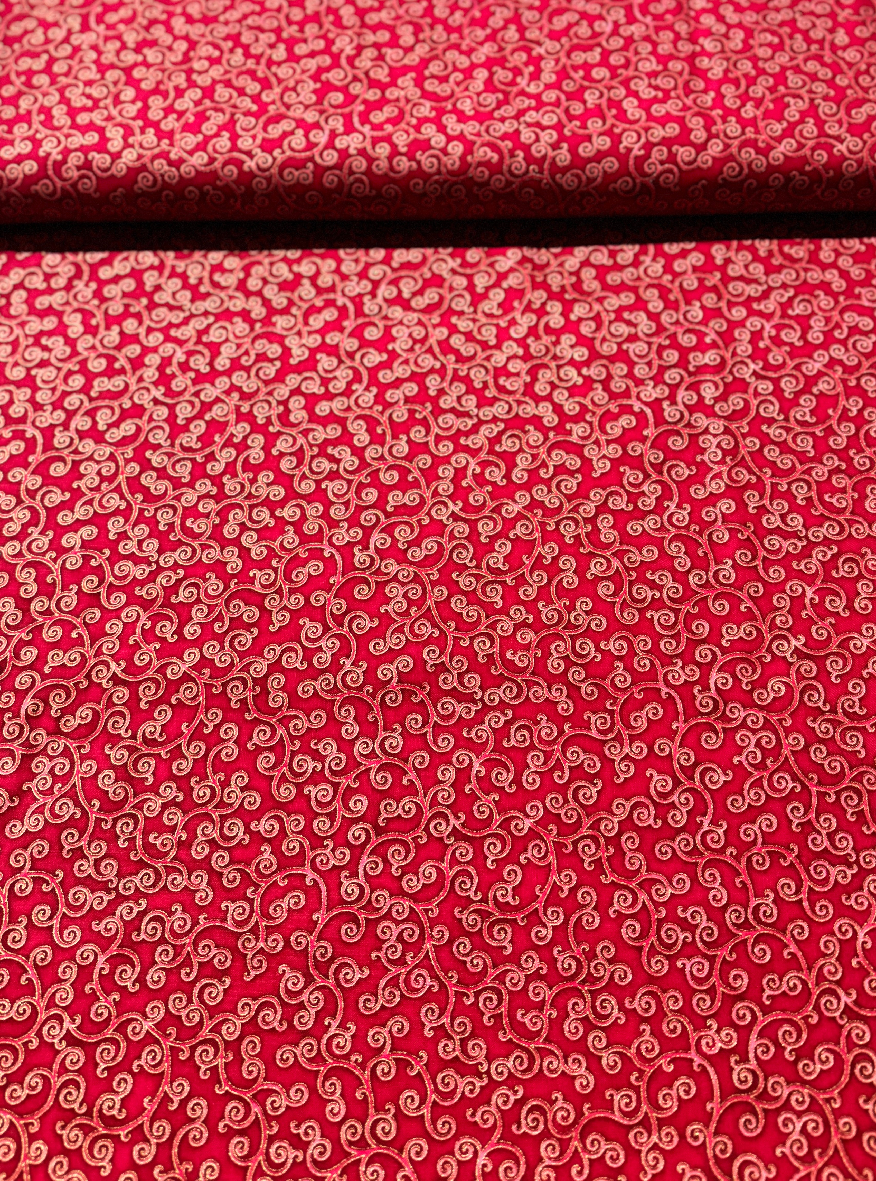 Gilded Rose - Gilded Roses Curl Red Yardage