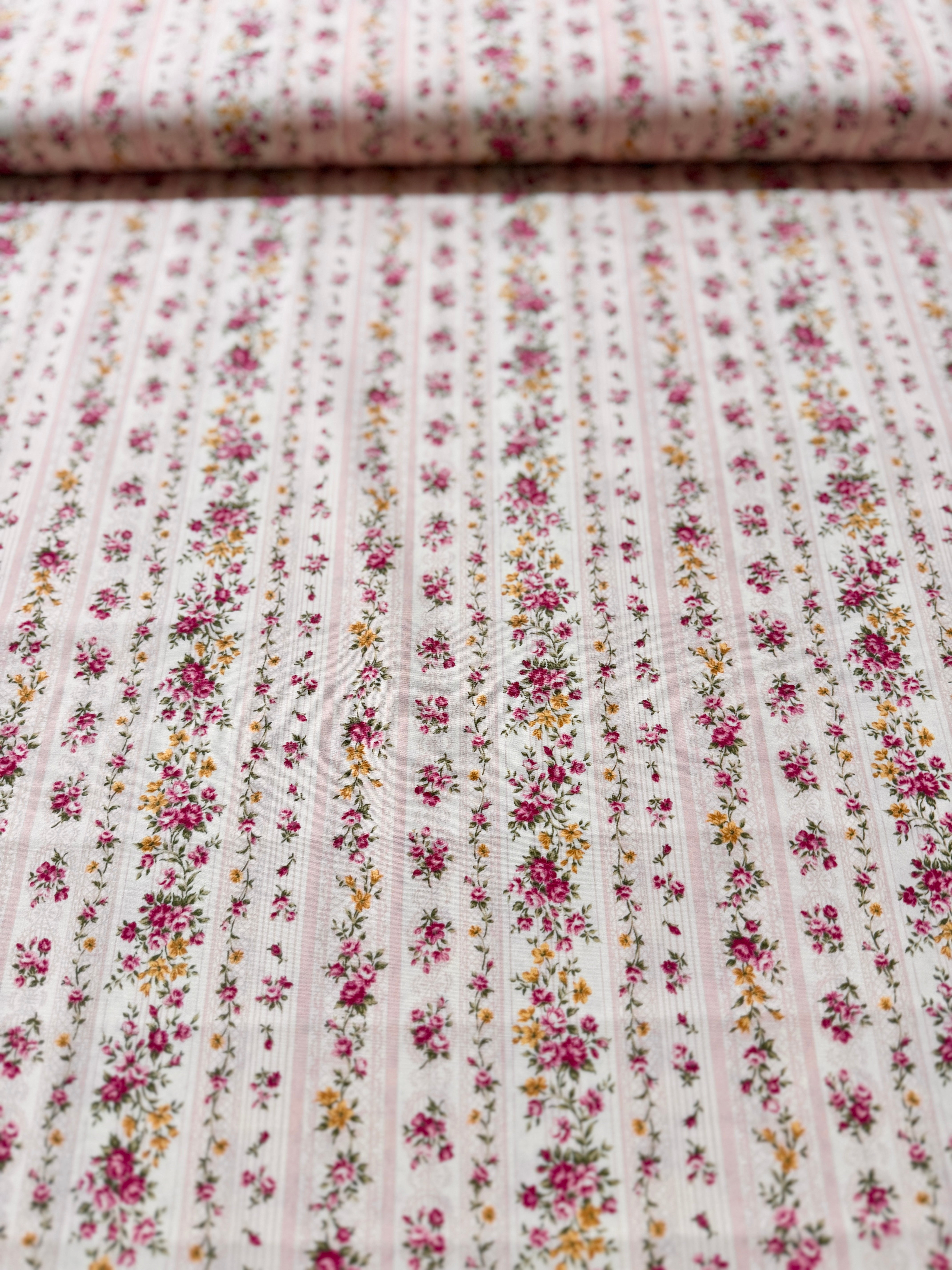 Fat Quarter - Sevenberry Petite Victoriana - Floral Stripes Pink