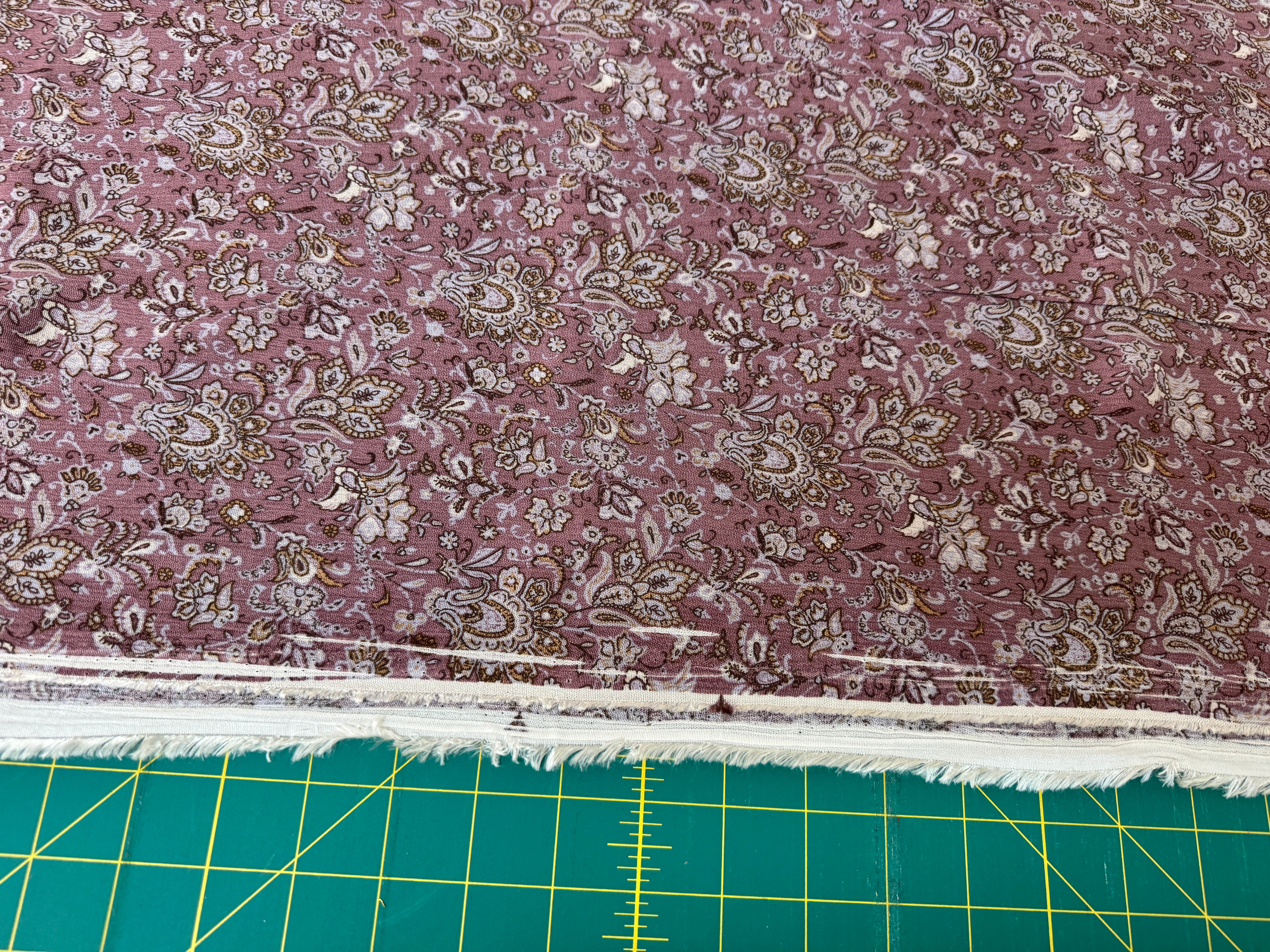 Rayon Crinkle - Florals Paisley Rose Yardage