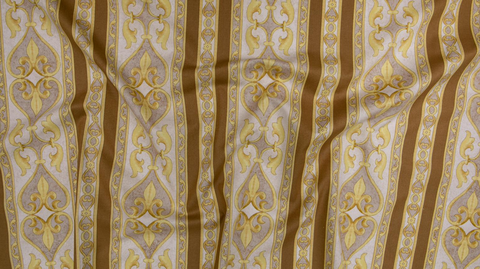 Impressions - Border Gold Yardage