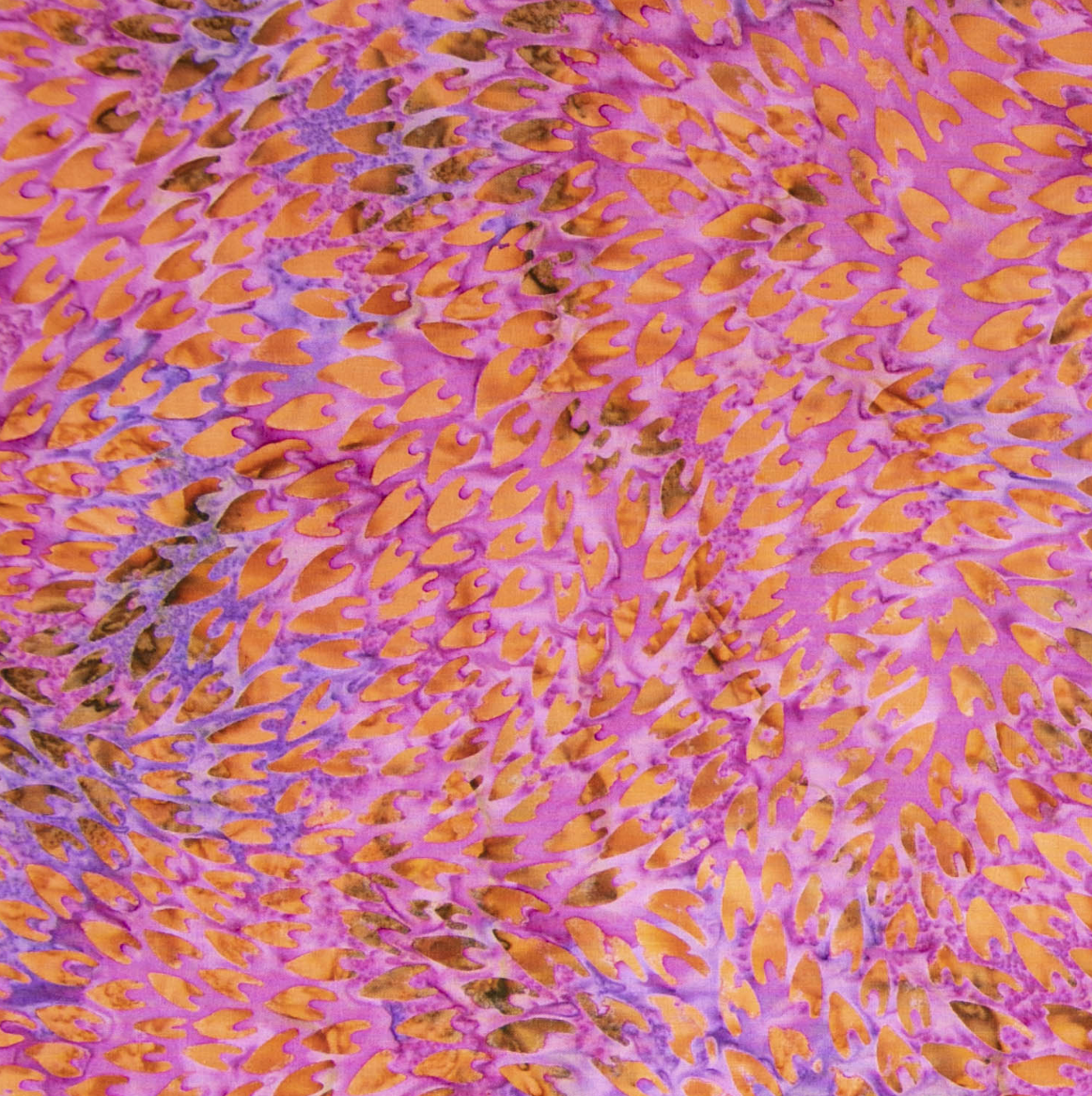 Fuchsia batik cotton fabric with scale pattern – Malam Batiks VII by Jinny Beyer.